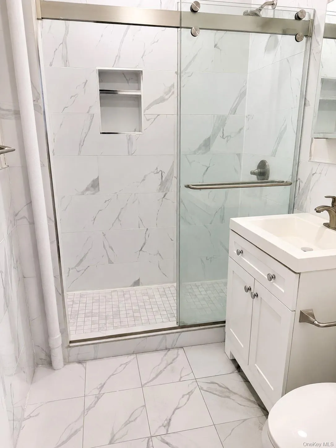 3216 31st Avenue, New York, NY, 2 Bedrooms Bedrooms, 5 Rooms Rooms,1 BathroomBathrooms,Residential Lease,For Rent,31st,0,1027008 3216 31st Avenue, New York, NY, 2 Bedrooms Bedrooms, 5 Rooms Rooms,1 BathroomBathrooms,Residential Lease,For Rent,31st,0,1027008