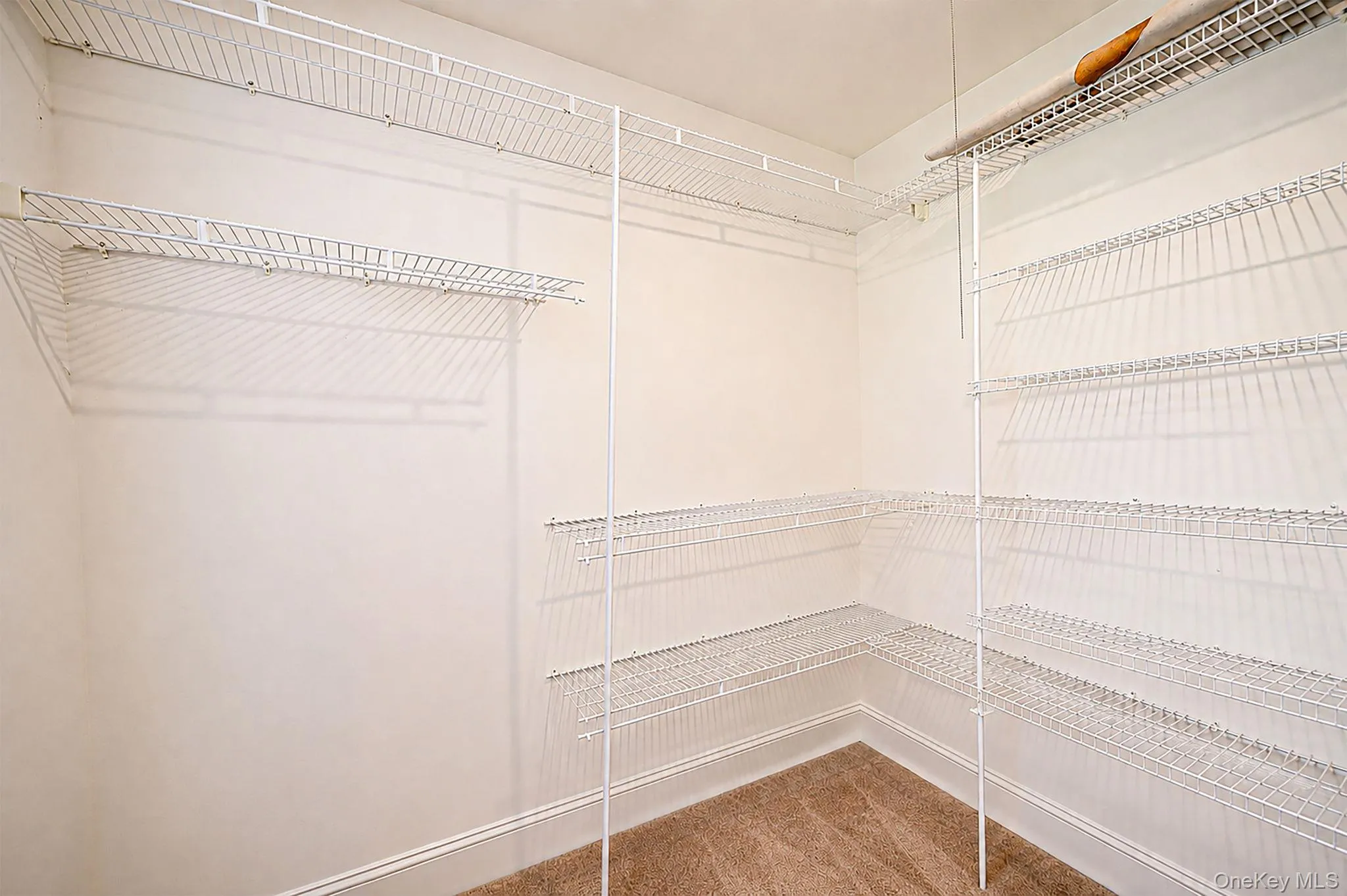 45 Madder Lake Circle, Smithtown, NY, 2 Bedrooms Bedrooms, 5 Rooms Rooms,2 BathroomsBathrooms,Residential,For Rent,Madder Lake,0,1027011 45 Madder Lake Circle, Smithtown, NY, 2 Bedrooms Bedrooms, 5 Rooms Rooms,2 BathroomsBathrooms,Residential,For Rent,Madder Lake,0,1027011