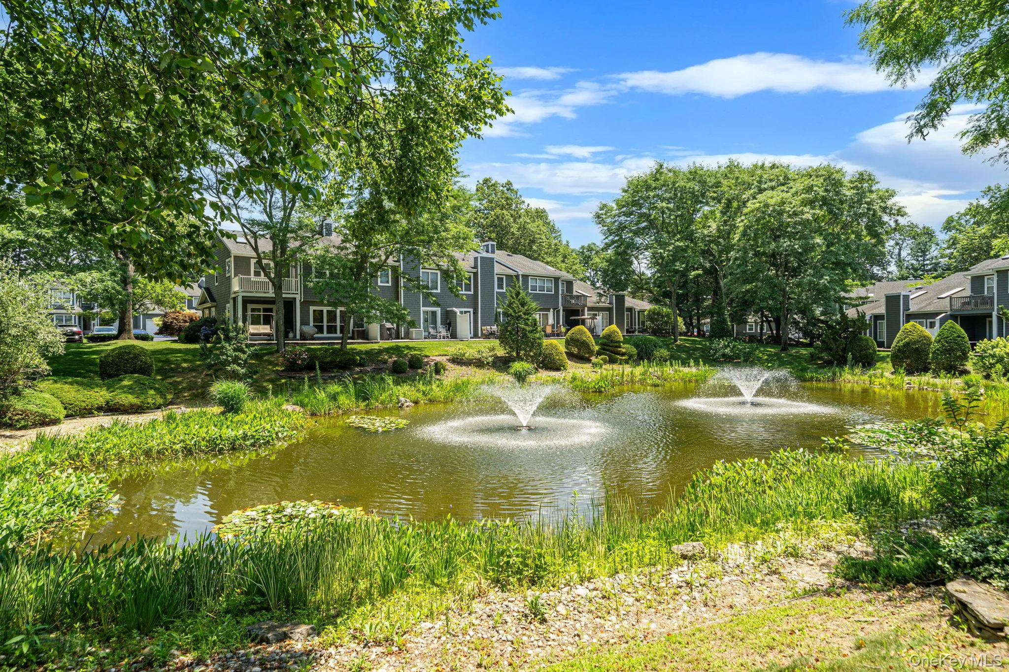 45 Madder Lake Circle, Smithtown, NY, 2 Bedrooms Bedrooms, 5 Rooms Rooms,2 BathroomsBathrooms,Residential,For Rent,Madder Lake,0,1027011 45 Madder Lake Circle, Smithtown, NY, 2 Bedrooms Bedrooms, 5 Rooms Rooms,2 BathroomsBathrooms,Residential,For Rent,Madder Lake,0,1027011