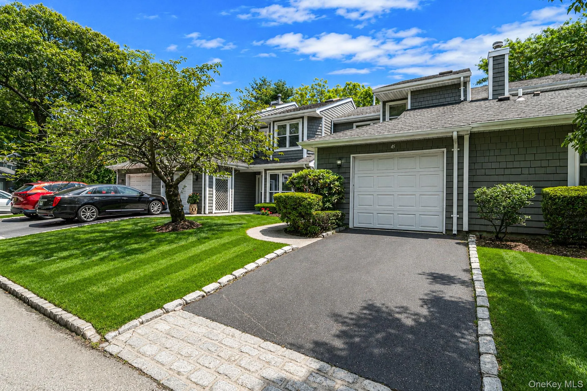 45 Madder Lake Circle, Smithtown, NY, 2 Bedrooms Bedrooms, 5 Rooms Rooms,2 BathroomsBathrooms,Residential,For Rent,Madder Lake,0,1027011 45 Madder Lake Circle, Smithtown, NY, 2 Bedrooms Bedrooms, 5 Rooms Rooms,2 BathroomsBathrooms,Residential,For Rent,Madder Lake,0,1027011