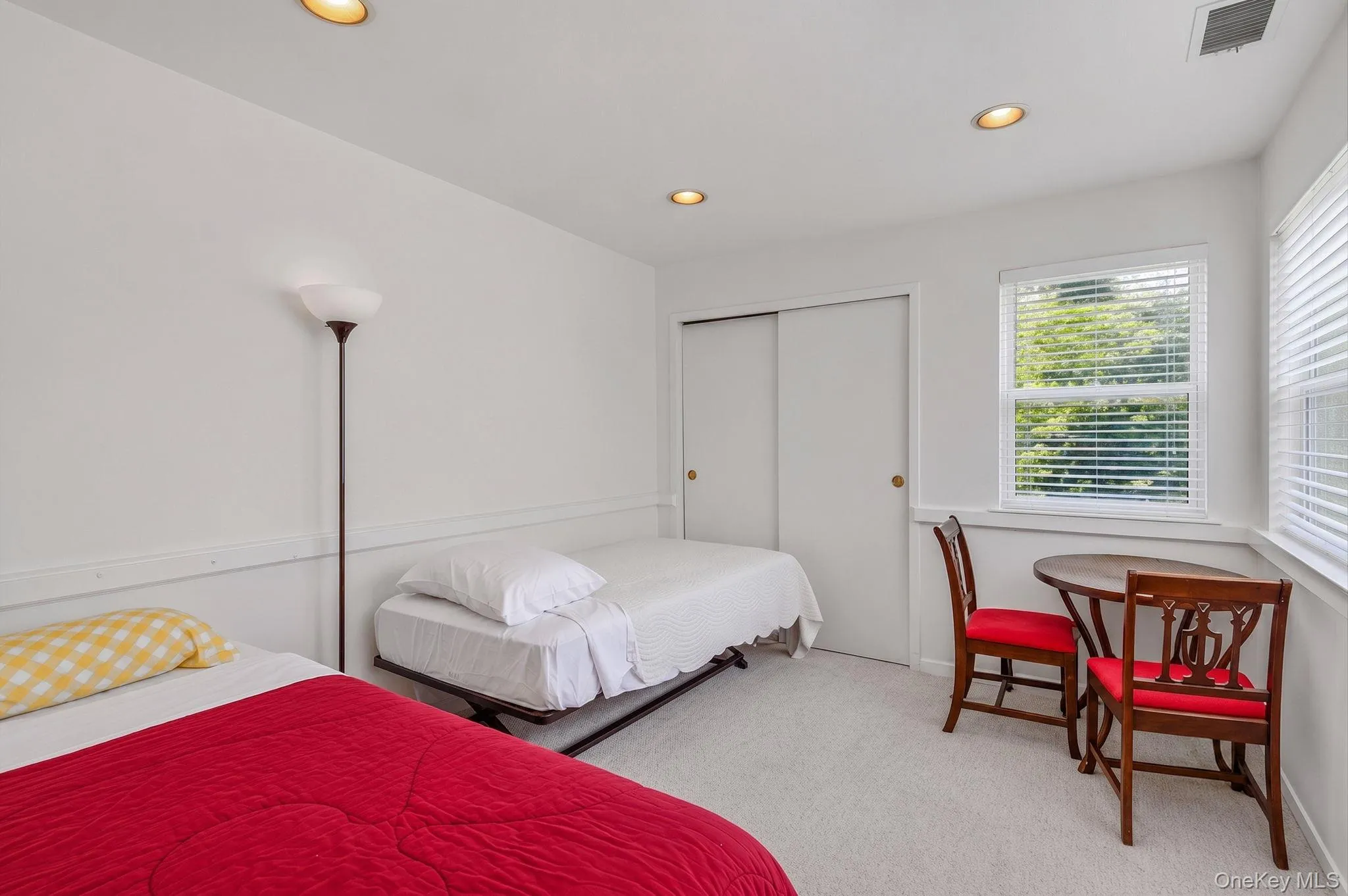 45 Madder Lake Circle, Smithtown, NY, 2 Bedrooms Bedrooms, 5 Rooms Rooms,2 BathroomsBathrooms,Residential,For Rent,Madder Lake,0,1027011 45 Madder Lake Circle, Smithtown, NY, 2 Bedrooms Bedrooms, 5 Rooms Rooms,2 BathroomsBathrooms,Residential,For Rent,Madder Lake,0,1027011