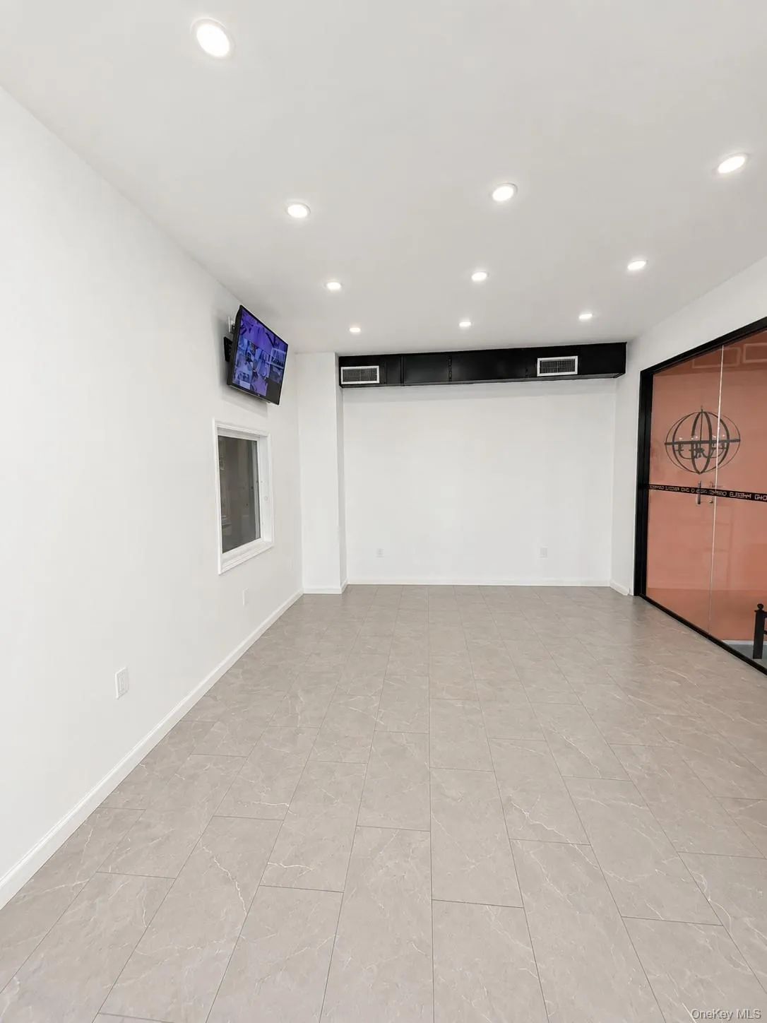 105 Lakeville Road, Hempstead, NY, ,Commercial Lease,For Rent,Lakeville,0,1027015 105 Lakeville Road, Hempstead, NY, ,Commercial Lease,For Rent,Lakeville,0,1027015
