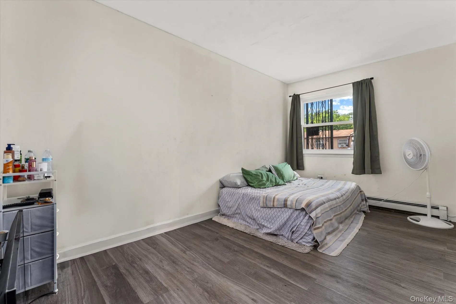 534 Warwick Street, New York, NY, 4 Bedrooms Bedrooms, 7 Rooms Rooms,3 BathroomsBathrooms,Residential,For Rent,Warwick,0,1027018 534 Warwick Street, New York, NY, 4 Bedrooms Bedrooms, 7 Rooms Rooms,3 BathroomsBathrooms,Residential,For Rent,Warwick,0,1027018