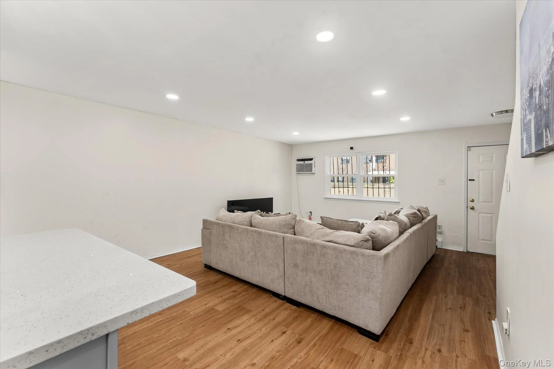 534 Warwick Street, New York, NY, 4 Bedrooms Bedrooms, 7 Rooms Rooms,3 BathroomsBathrooms,Residential,For Rent,Warwick,0,1027018 534 Warwick Street, New York, NY, 4 Bedrooms Bedrooms, 7 Rooms Rooms,3 BathroomsBathrooms,Residential,For Rent,Warwick,0,1027018