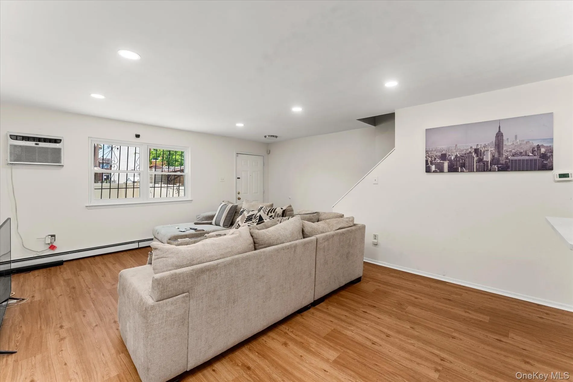 534 Warwick Street, New York, NY, 4 Bedrooms Bedrooms, 7 Rooms Rooms,3 BathroomsBathrooms,Residential,For Rent,Warwick,0,1027018 534 Warwick Street, New York, NY, 4 Bedrooms Bedrooms, 7 Rooms Rooms,3 BathroomsBathrooms,Residential,For Rent,Warwick,0,1027018