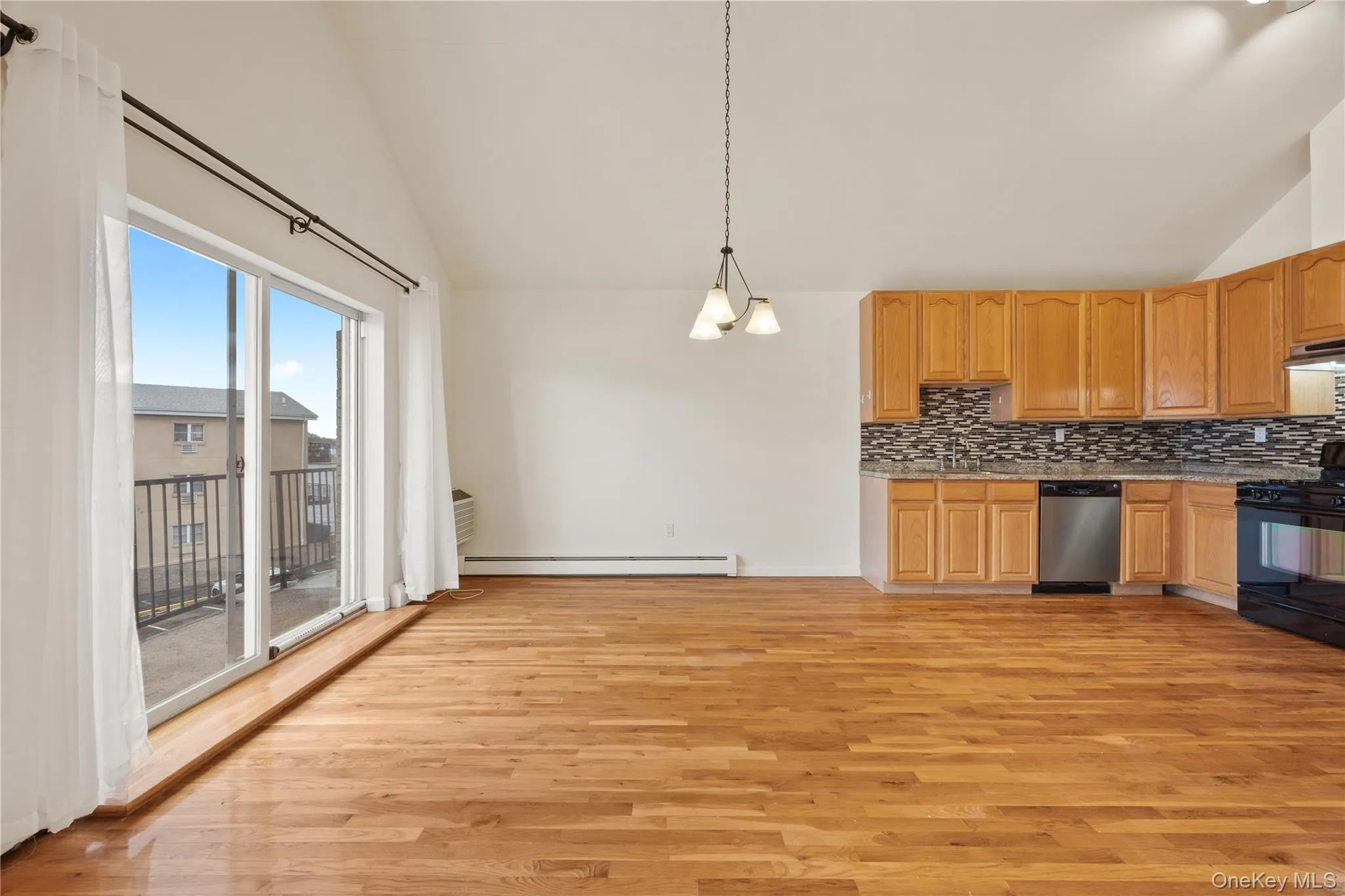 10 Pennyfield Avenue, New York, NY, 3 Bedrooms Bedrooms, 5 Rooms Rooms,2 BathroomsBathrooms,Residential,For Rent,Pennyfield,0,1027022 10 Pennyfield Avenue, New York, NY, 3 Bedrooms Bedrooms, 5 Rooms Rooms,2 BathroomsBathrooms,Residential,For Rent,Pennyfield,0,1027022