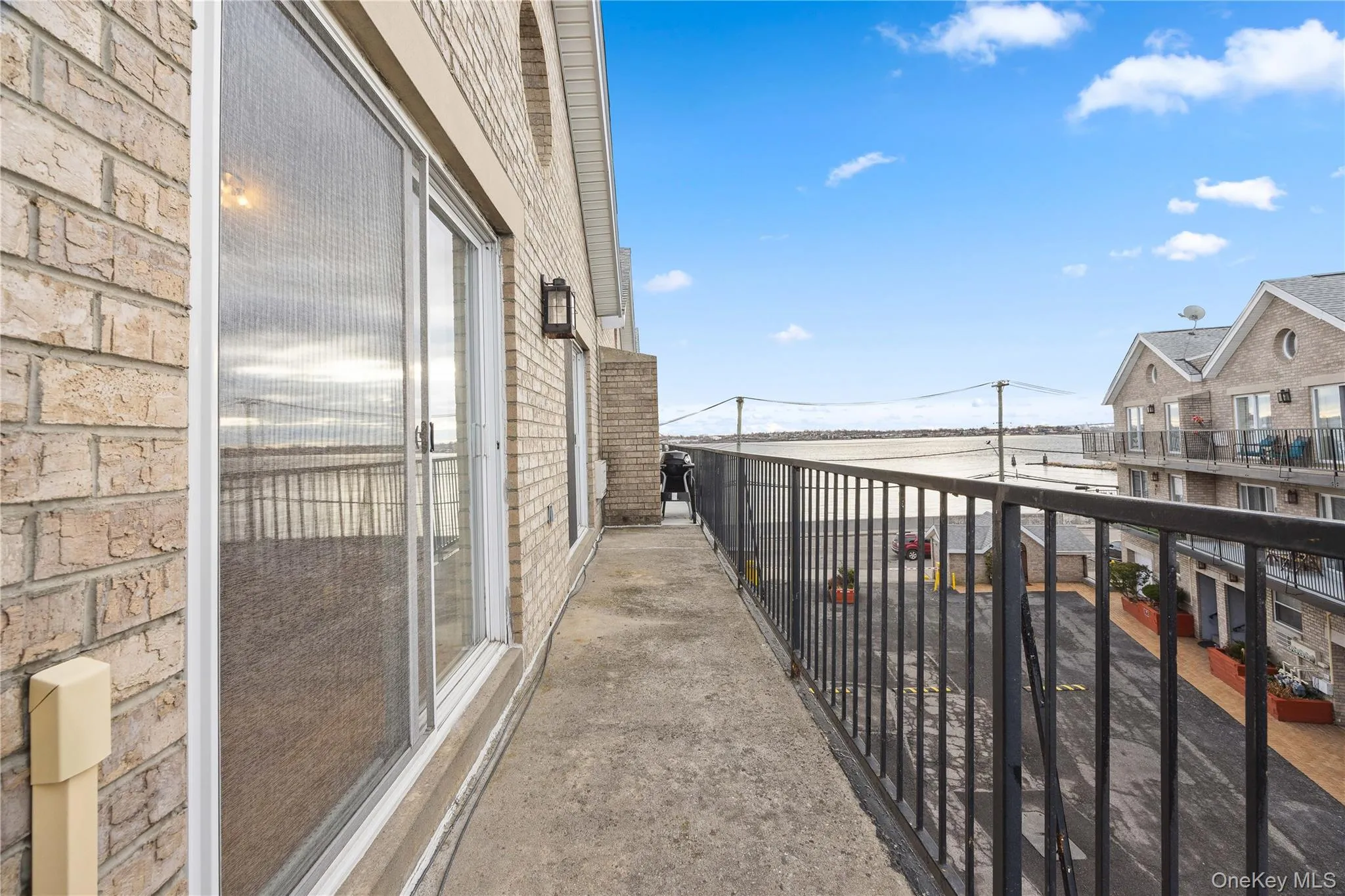10 Pennyfield Avenue, New York, NY, 3 Bedrooms Bedrooms, 5 Rooms Rooms,2 BathroomsBathrooms,Residential,For Rent,Pennyfield,0,1027022 10 Pennyfield Avenue, New York, NY, 3 Bedrooms Bedrooms, 5 Rooms Rooms,2 BathroomsBathrooms,Residential,For Rent,Pennyfield,0,1027022