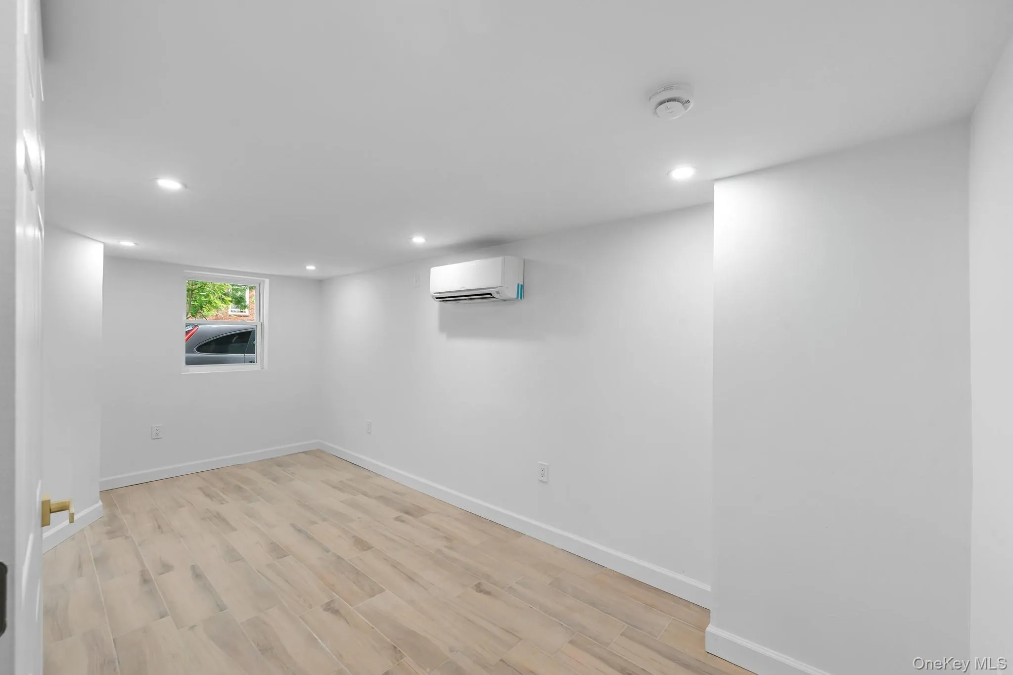 17915 134th Avenue, New York, NY, 5 Bedrooms Bedrooms, 12 Rooms Rooms,2 BathroomsBathrooms,Residential,For Rent,134th,0,1027028 17915 134th Avenue, New York, NY, 5 Bedrooms Bedrooms, 12 Rooms Rooms,2 BathroomsBathrooms,Residential,For Rent,134th,0,1027028