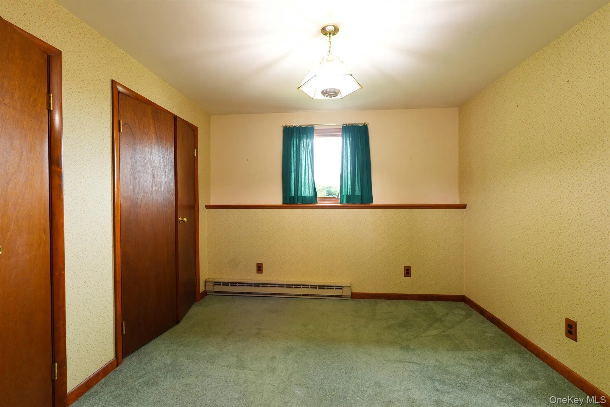 Carpeted extra room can be used for office space, overnight guests or whatever suits your needs. Carpeted extra room can be used for office space, overnight guests or whatever suits your needs.