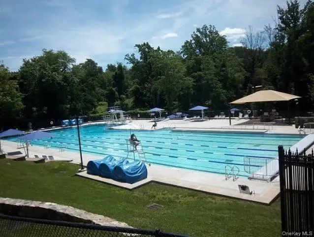 POOL POOL