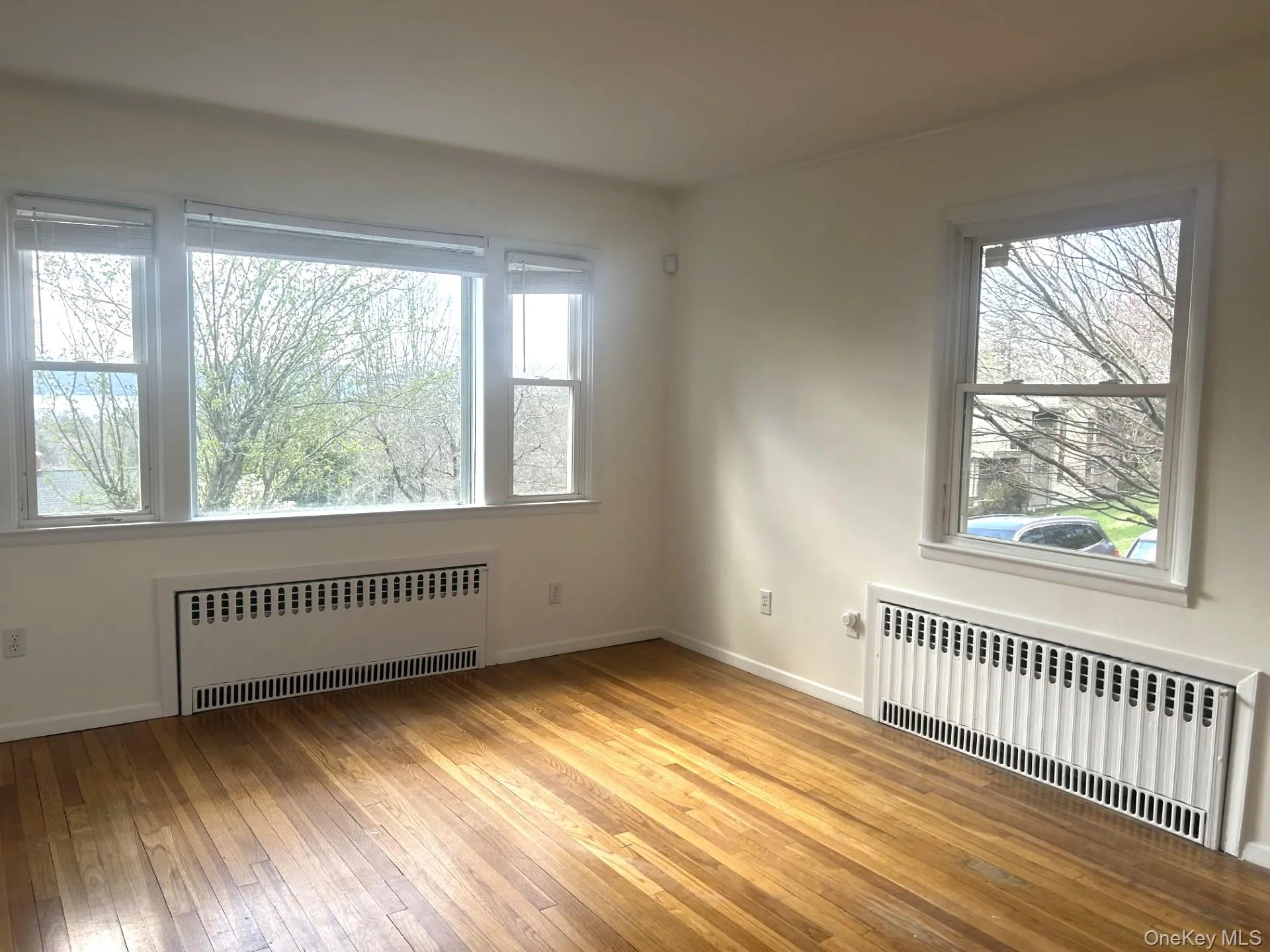 8 Ridge Street, Mount Pleasant, NY, 4 Bedrooms Bedrooms, 7 Rooms Rooms,3 BathroomsBathrooms,Residential Lease,For Rent,Ridge,0,1027030 8 Ridge Street, Mount Pleasant, NY, 4 Bedrooms Bedrooms, 7 Rooms Rooms,3 BathroomsBathrooms,Residential Lease,For Rent,Ridge,0,1027030