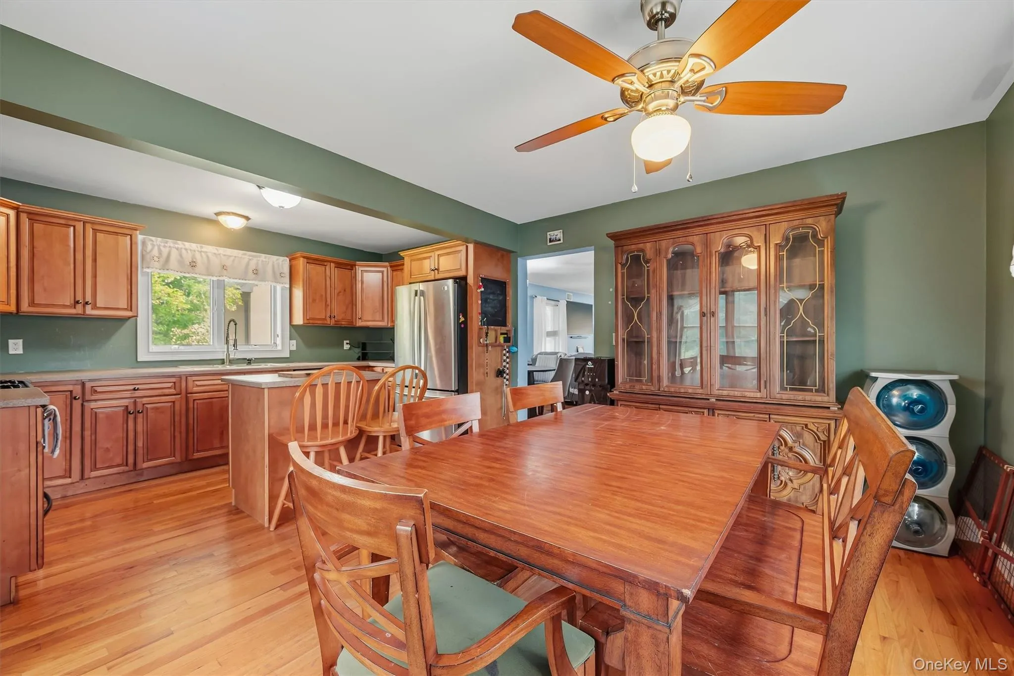 31 Schreiber Street, Orangetown, NY, 3 Bedrooms Bedrooms, 7 Rooms Rooms,2 BathroomsBathrooms,Residential,For Rent,Schreiber,0,1027034 31 Schreiber Street, Orangetown, NY, 3 Bedrooms Bedrooms, 7 Rooms Rooms,2 BathroomsBathrooms,Residential,For Rent,Schreiber,0,1027034
