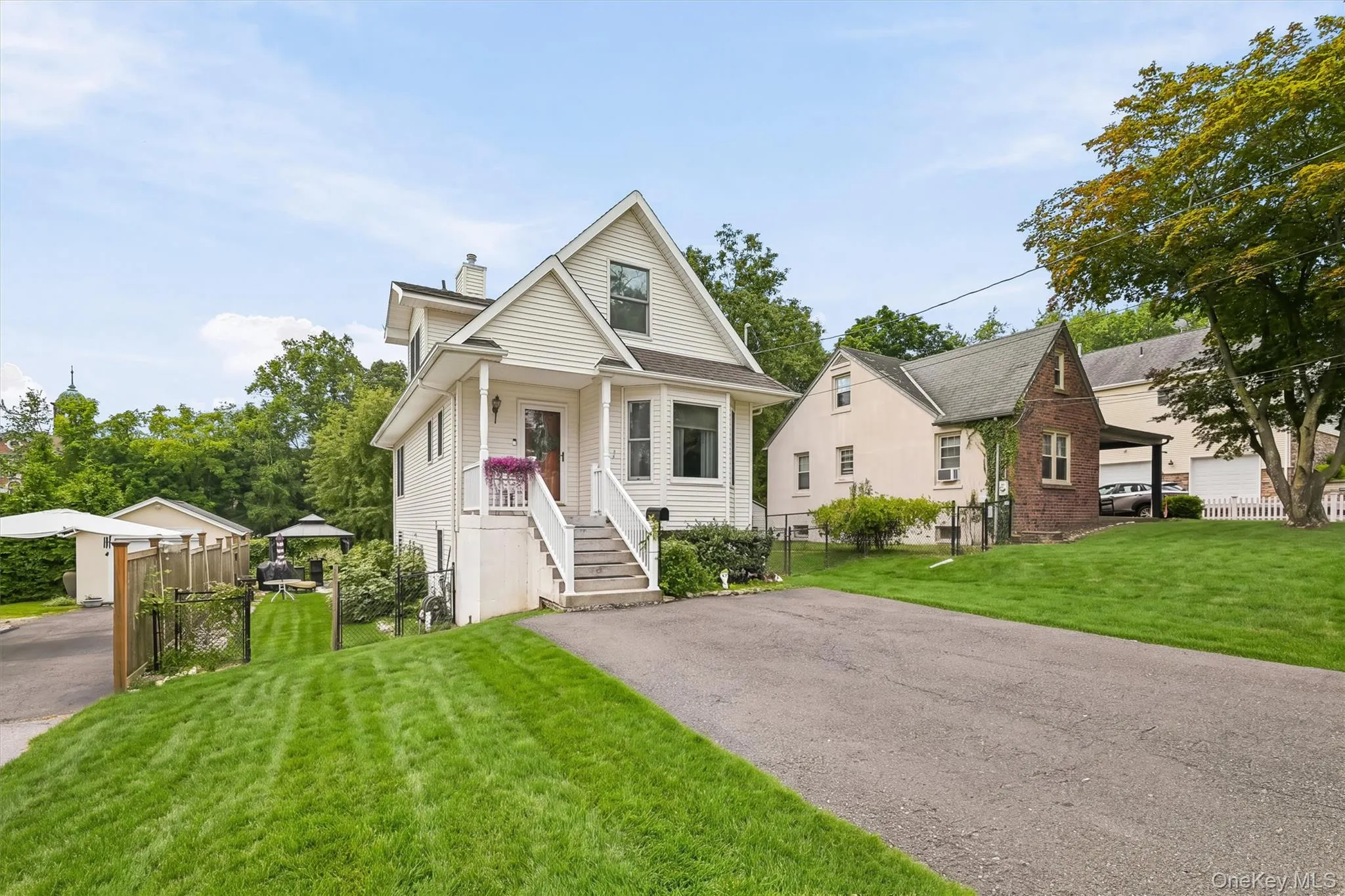 31 Schreiber Street, Orangetown, NY, 3 Bedrooms Bedrooms, 7 Rooms Rooms,2 BathroomsBathrooms,Residential,For Rent,Schreiber,0,1027034 31 Schreiber Street, Orangetown, NY, 3 Bedrooms Bedrooms, 7 Rooms Rooms,2 BathroomsBathrooms,Residential,For Rent,Schreiber,0,1027034