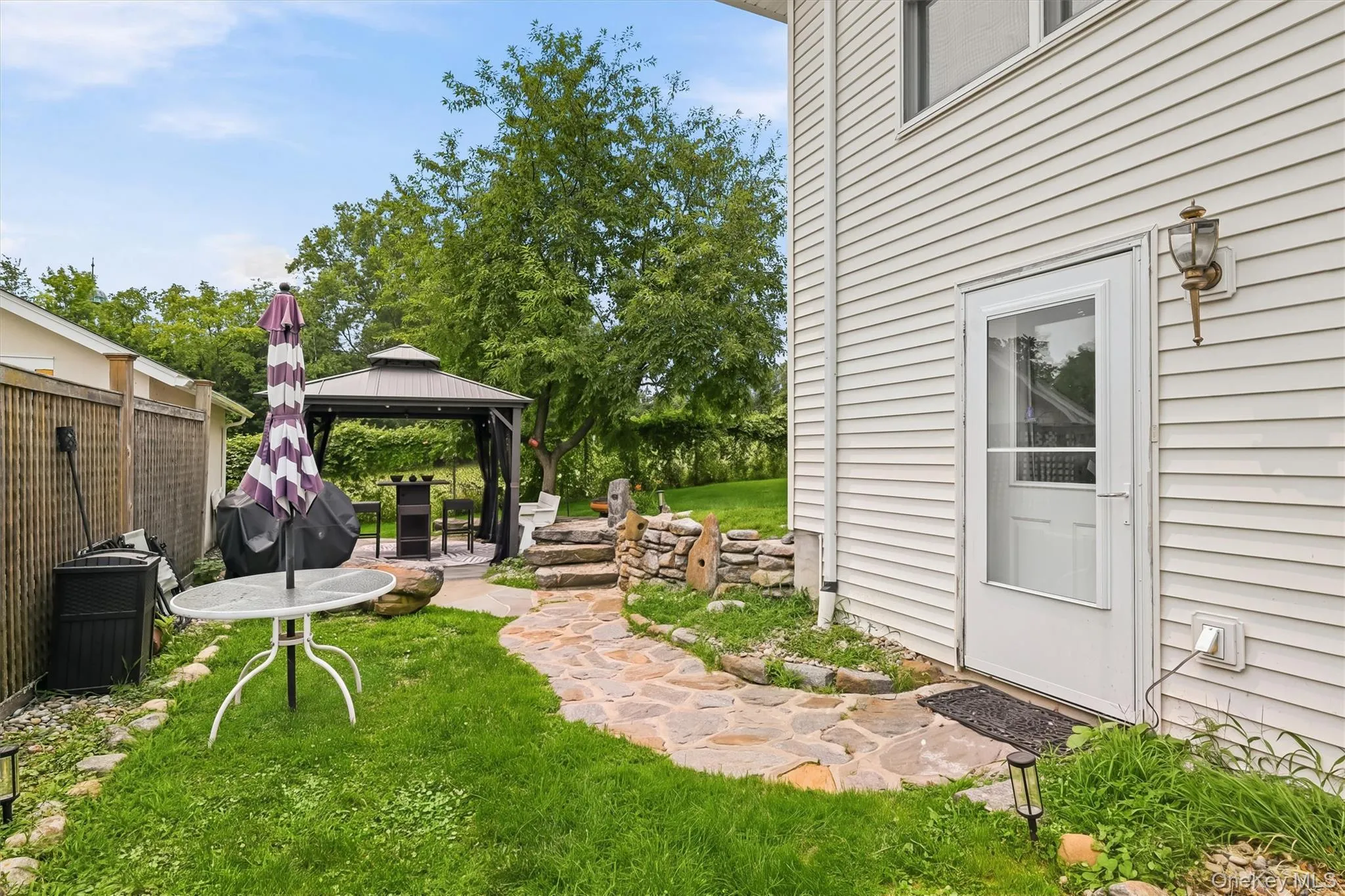 31 Schreiber Street, Orangetown, NY, 3 Bedrooms Bedrooms, 7 Rooms Rooms,2 BathroomsBathrooms,Residential,For Rent,Schreiber,0,1027034 31 Schreiber Street, Orangetown, NY, 3 Bedrooms Bedrooms, 7 Rooms Rooms,2 BathroomsBathrooms,Residential,For Rent,Schreiber,0,1027034