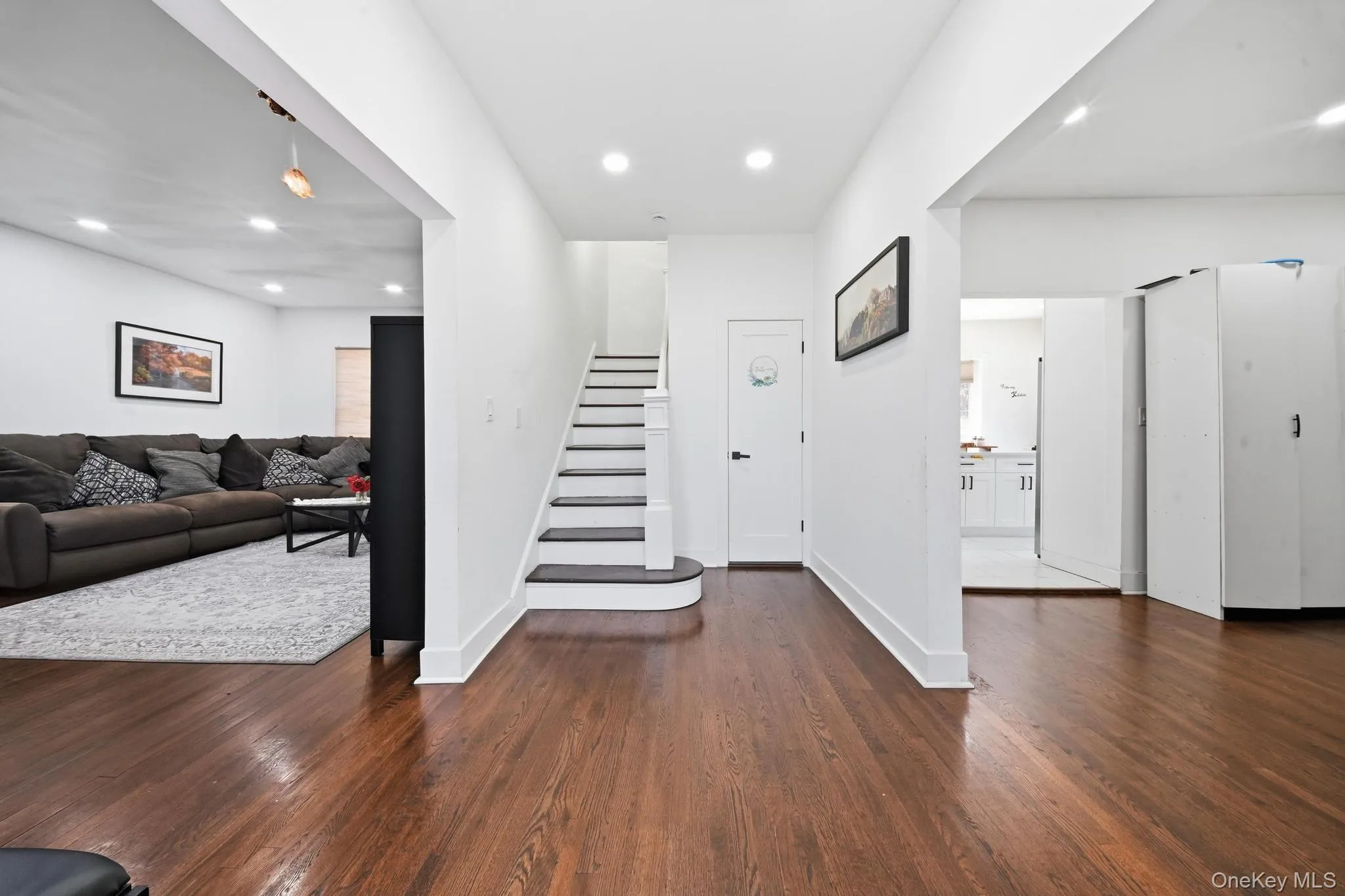 810 Wallace Avenue, Hempstead, NY, 4 Bedrooms Bedrooms, 10 Rooms Rooms,3 BathroomsBathrooms,Residential,For Rent,Wallace,0,1027035 810 Wallace Avenue, Hempstead, NY, 4 Bedrooms Bedrooms, 10 Rooms Rooms,3 BathroomsBathrooms,Residential,For Rent,Wallace,0,1027035