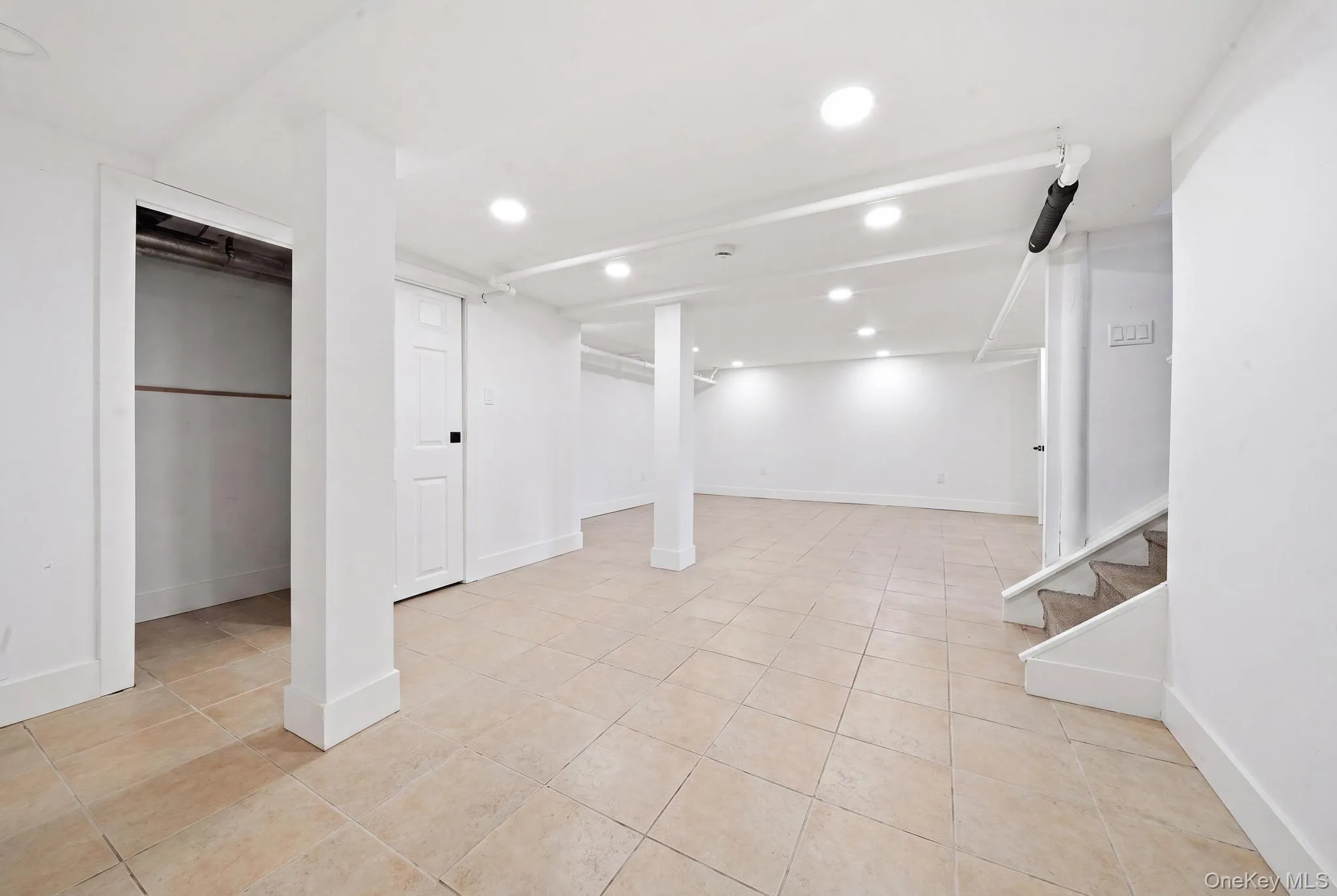 810 Wallace Avenue, Hempstead, NY, 4 Bedrooms Bedrooms, 10 Rooms Rooms,3 BathroomsBathrooms,Residential,For Rent,Wallace,0,1027035 810 Wallace Avenue, Hempstead, NY, 4 Bedrooms Bedrooms, 10 Rooms Rooms,3 BathroomsBathrooms,Residential,For Rent,Wallace,0,1027035