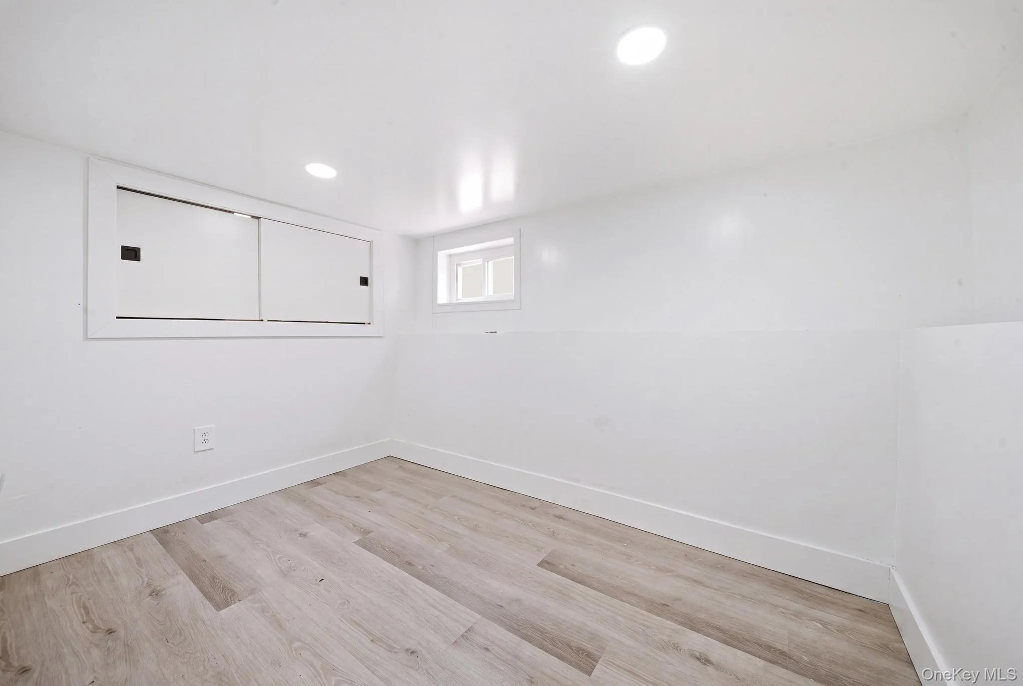 810 Wallace Avenue, Hempstead, NY, 4 Bedrooms Bedrooms, 10 Rooms Rooms,3 BathroomsBathrooms,Residential,For Rent,Wallace,0,1027035 810 Wallace Avenue, Hempstead, NY, 4 Bedrooms Bedrooms, 10 Rooms Rooms,3 BathroomsBathrooms,Residential,For Rent,Wallace,0,1027035