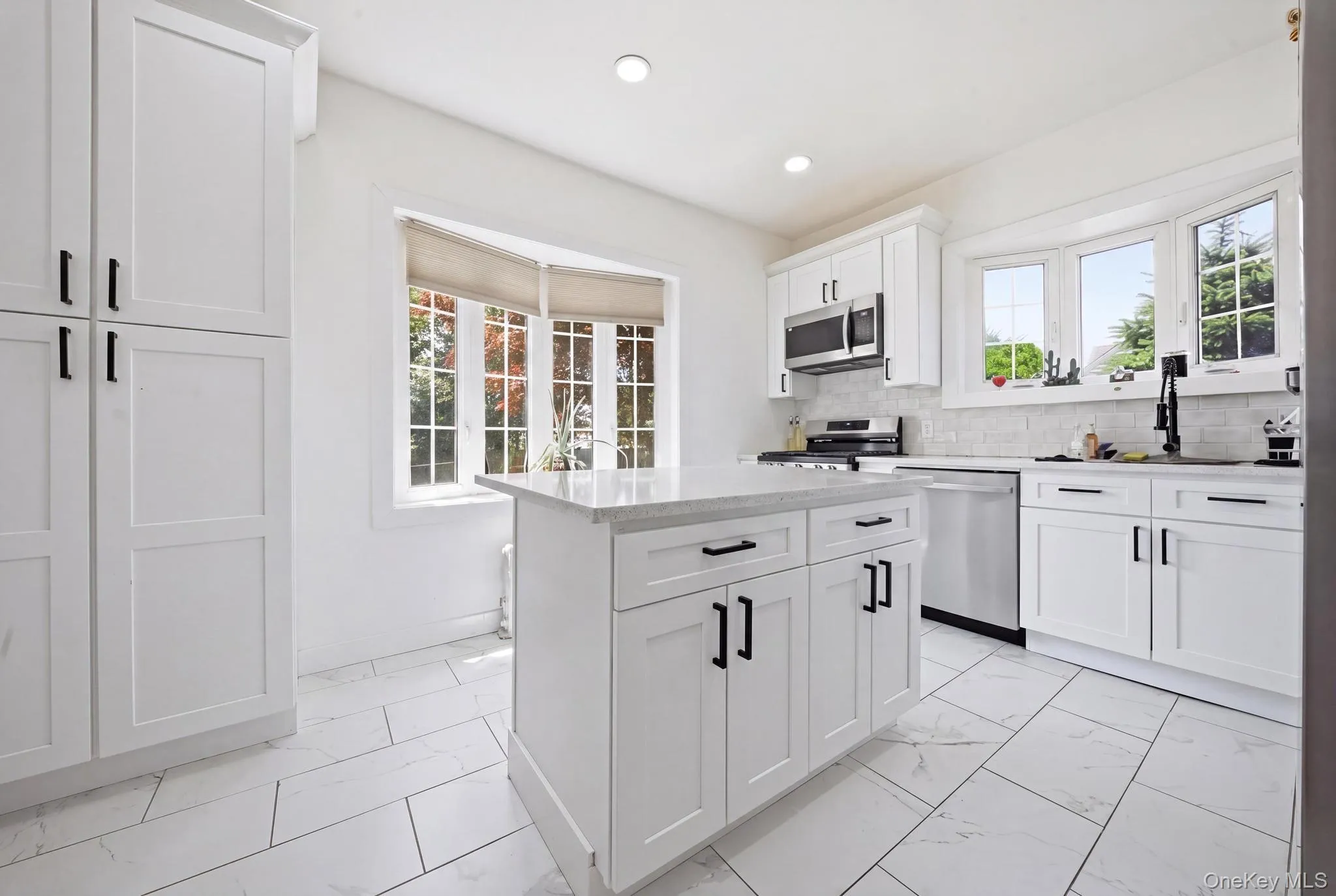 810 Wallace Avenue, Hempstead, NY, 4 Bedrooms Bedrooms, 10 Rooms Rooms,3 BathroomsBathrooms,Residential,For Rent,Wallace,0,1027035 810 Wallace Avenue, Hempstead, NY, 4 Bedrooms Bedrooms, 10 Rooms Rooms,3 BathroomsBathrooms,Residential,For Rent,Wallace,0,1027035