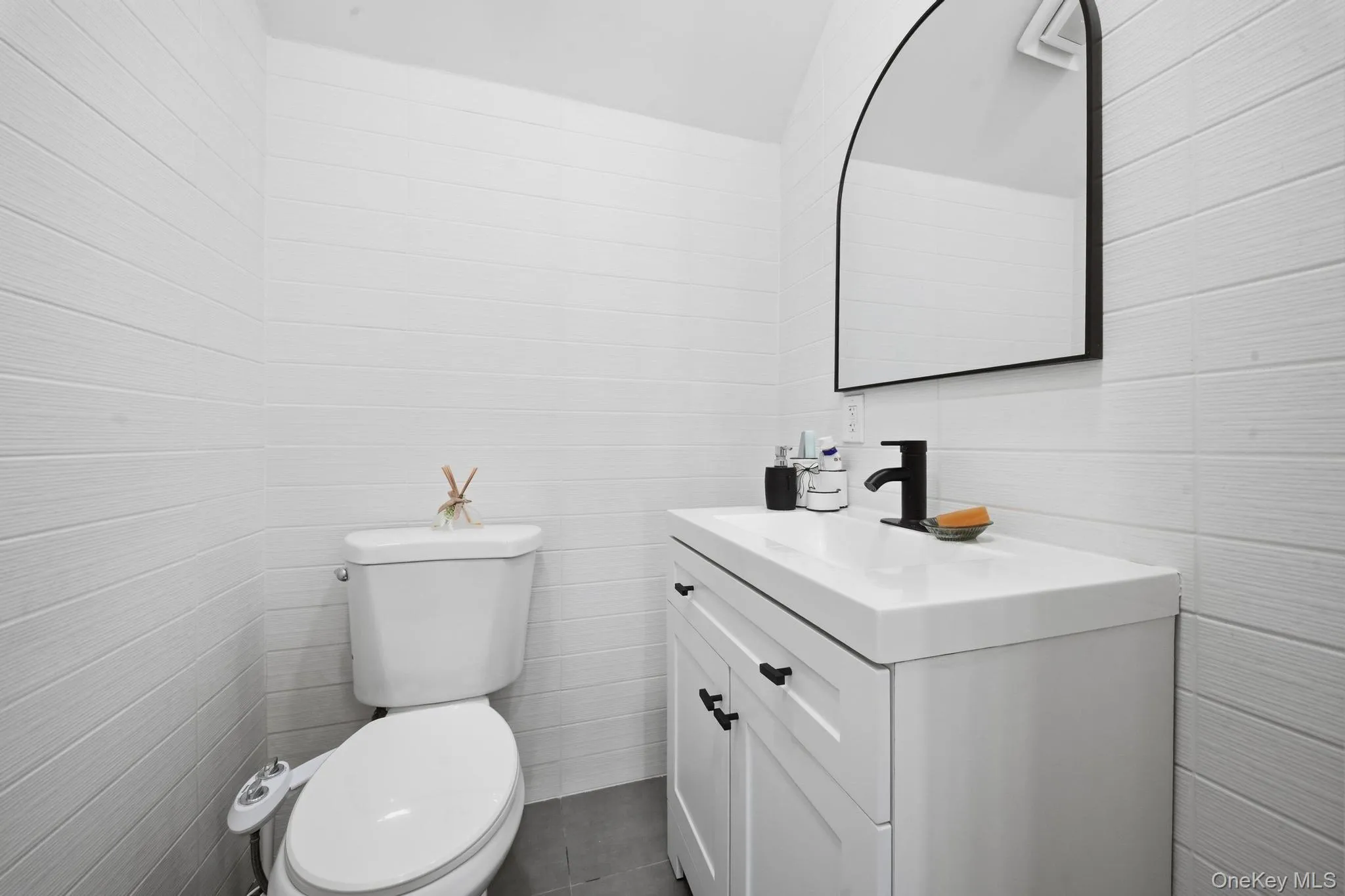 810 Wallace Avenue, Hempstead, NY, 4 Bedrooms Bedrooms, 10 Rooms Rooms,3 BathroomsBathrooms,Residential,For Rent,Wallace,0,1027035 810 Wallace Avenue, Hempstead, NY, 4 Bedrooms Bedrooms, 10 Rooms Rooms,3 BathroomsBathrooms,Residential,For Rent,Wallace,0,1027035