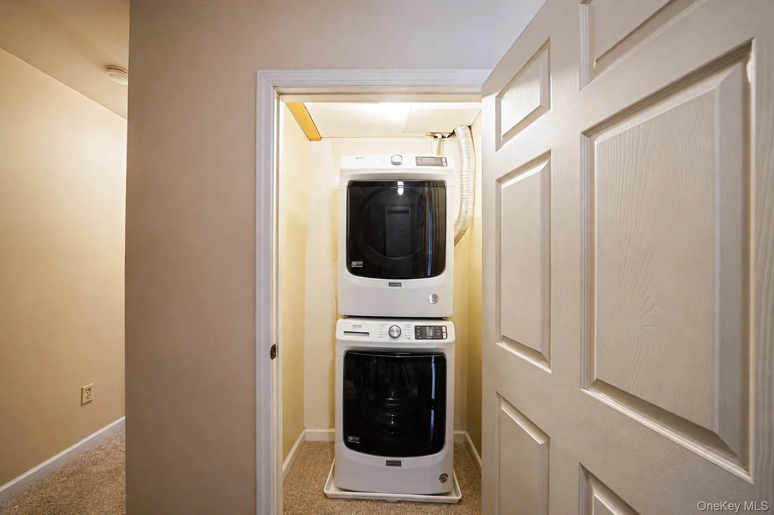 35 Scout Trail, Brookhaven, NY, 4 Bedrooms Bedrooms, 8 Rooms Rooms,3 BathroomsBathrooms,Residential,For Rent,Scout,0,1027036 35 Scout Trail, Brookhaven, NY, 4 Bedrooms Bedrooms, 8 Rooms Rooms,3 BathroomsBathrooms,Residential,For Rent,Scout,0,1027036