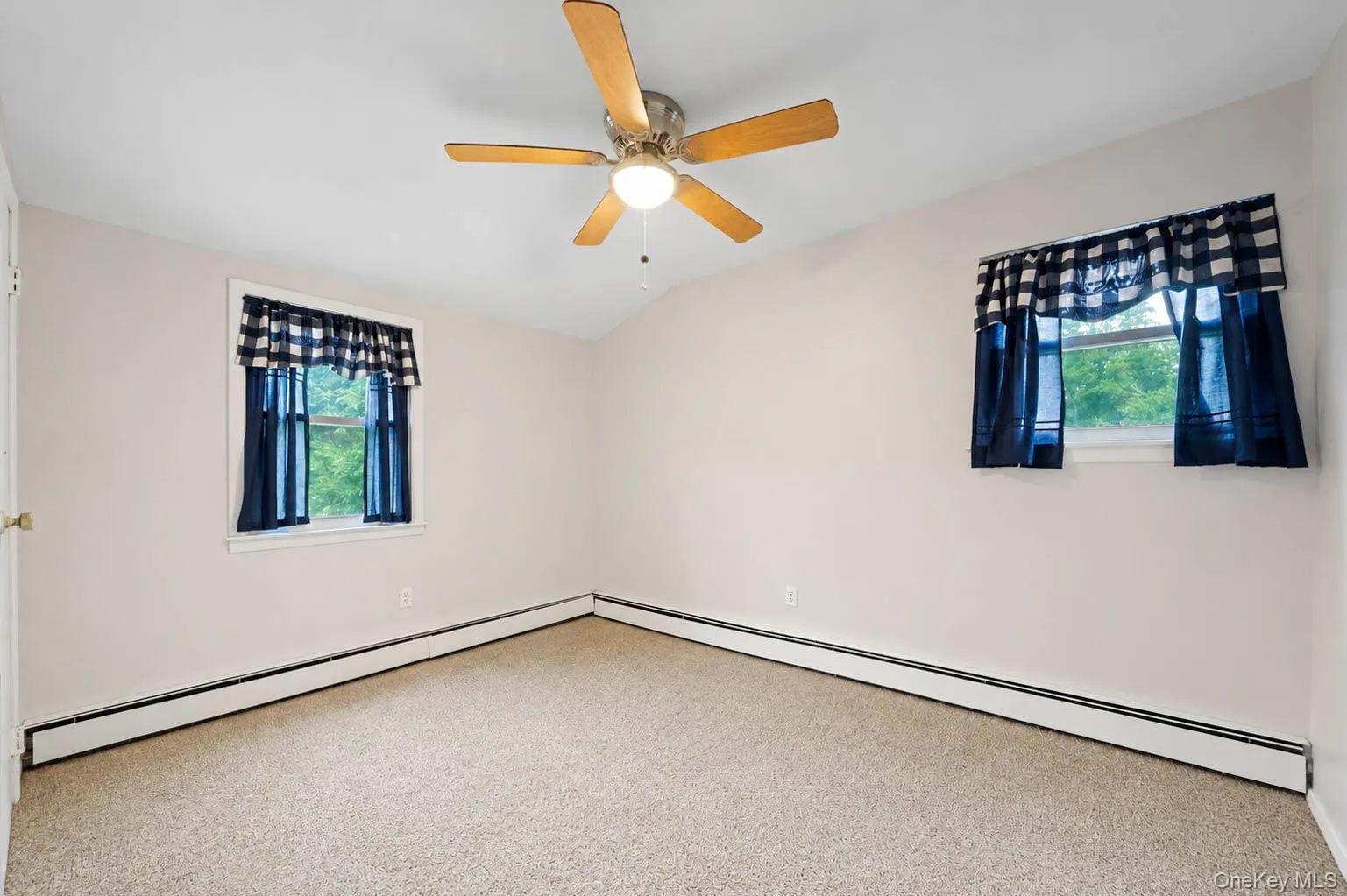 35 Scout Trail, Brookhaven, NY, 4 Bedrooms Bedrooms, 8 Rooms Rooms,3 BathroomsBathrooms,Residential,For Rent,Scout,0,1027036 35 Scout Trail, Brookhaven, NY, 4 Bedrooms Bedrooms, 8 Rooms Rooms,3 BathroomsBathrooms,Residential,For Rent,Scout,0,1027036