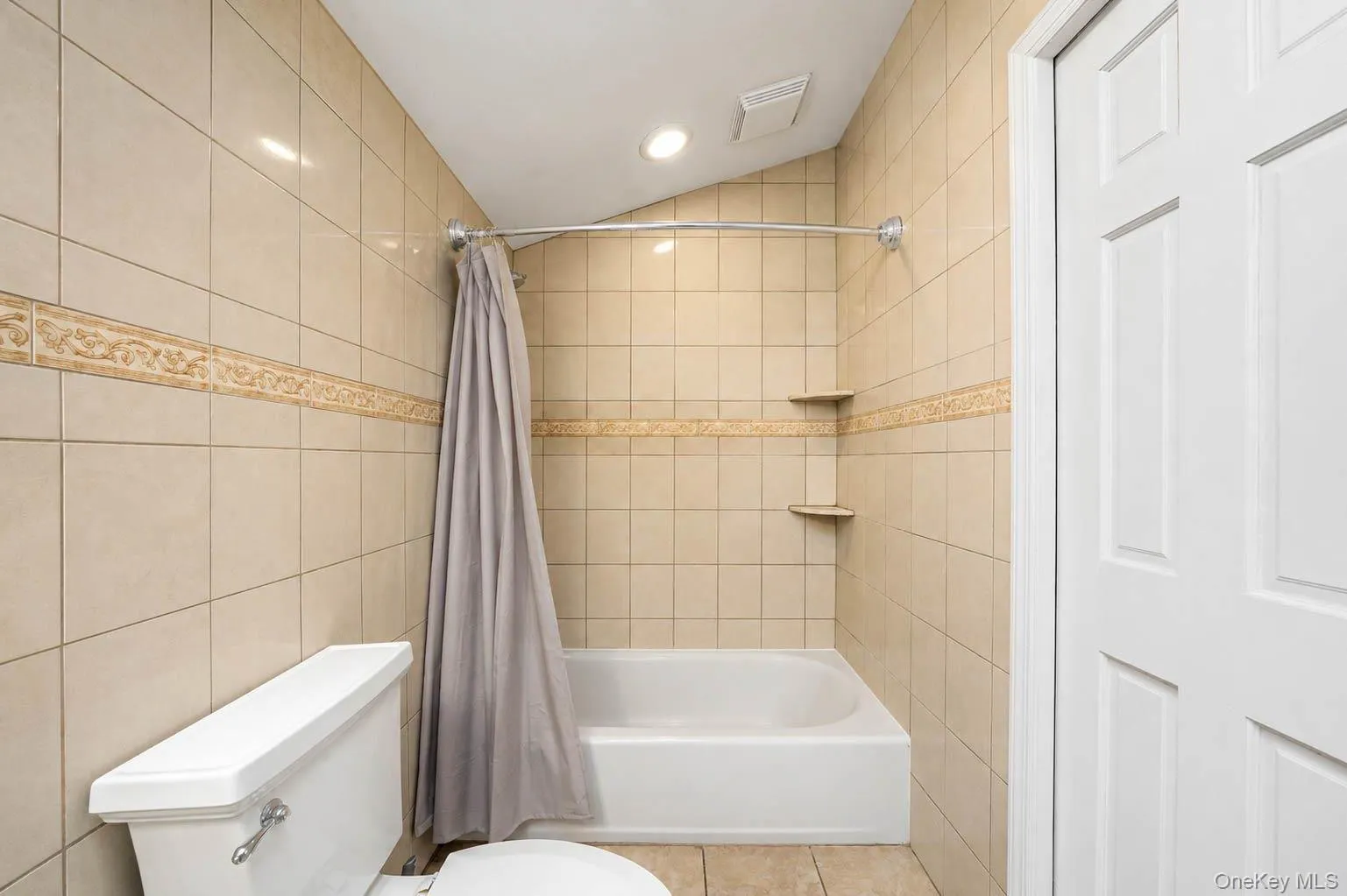 35 Scout Trail, Brookhaven, NY, 4 Bedrooms Bedrooms, 8 Rooms Rooms,3 BathroomsBathrooms,Residential,For Rent,Scout,0,1027036 35 Scout Trail, Brookhaven, NY, 4 Bedrooms Bedrooms, 8 Rooms Rooms,3 BathroomsBathrooms,Residential,For Rent,Scout,0,1027036