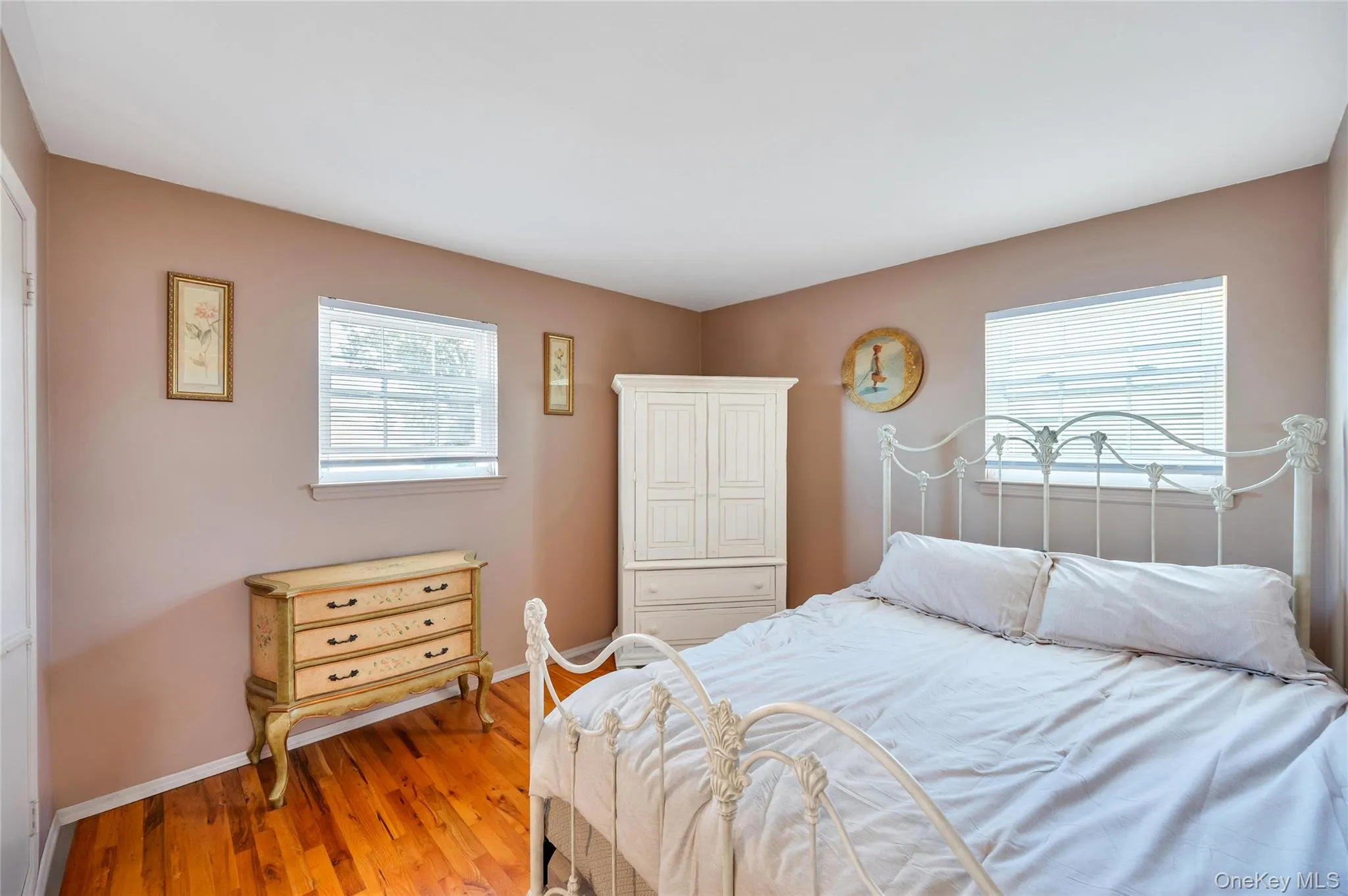 12 Sagebrush Lane, Smithtown, NY, 4 Bedrooms Bedrooms, 8 Rooms Rooms,1 BathroomBathrooms,Residential,For Rent,Sagebrush,0,1027037 12 Sagebrush Lane, Smithtown, NY, 4 Bedrooms Bedrooms, 8 Rooms Rooms,1 BathroomBathrooms,Residential,For Rent,Sagebrush,0,1027037