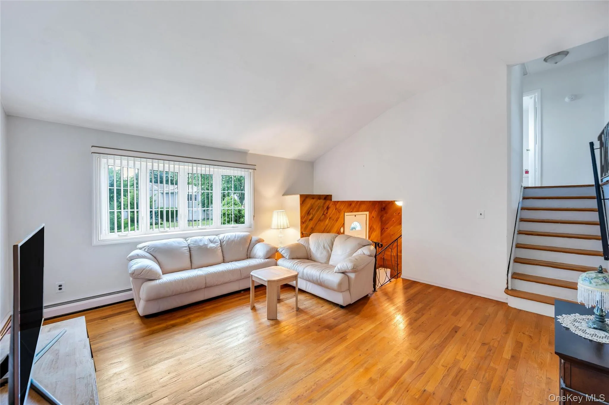 12 Sagebrush Lane, Smithtown, NY, 4 Bedrooms Bedrooms, 8 Rooms Rooms,1 BathroomBathrooms,Residential,For Rent,Sagebrush,0,1027037 12 Sagebrush Lane, Smithtown, NY, 4 Bedrooms Bedrooms, 8 Rooms Rooms,1 BathroomBathrooms,Residential,For Rent,Sagebrush,0,1027037