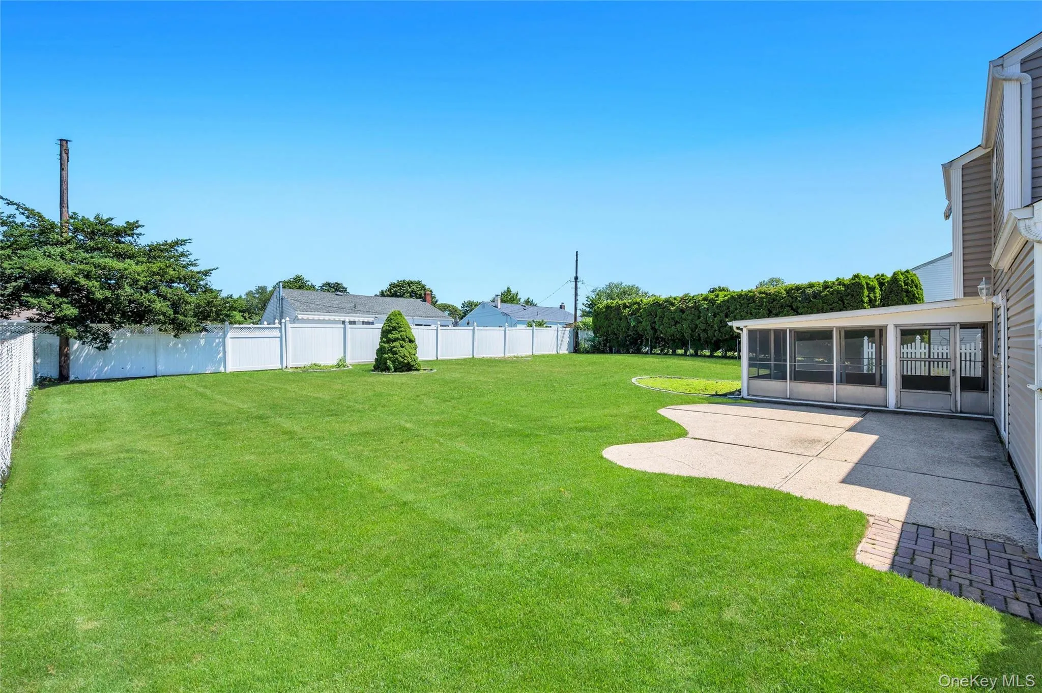 12 Sagebrush Lane, Smithtown, NY, 4 Bedrooms Bedrooms, 8 Rooms Rooms,1 BathroomBathrooms,Residential,For Rent,Sagebrush,0,1027037 12 Sagebrush Lane, Smithtown, NY, 4 Bedrooms Bedrooms, 8 Rooms Rooms,1 BathroomBathrooms,Residential,For Rent,Sagebrush,0,1027037