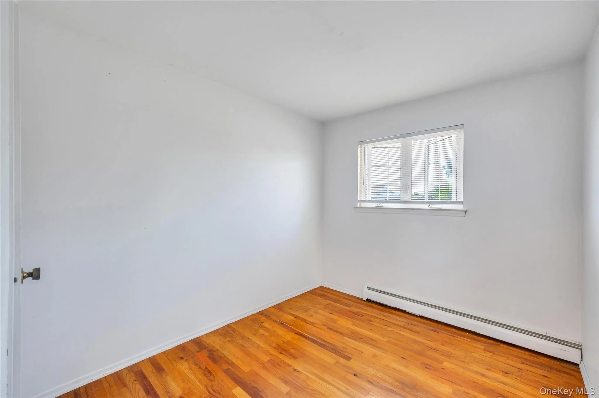 12 Sagebrush Lane, Smithtown, NY, 4 Bedrooms Bedrooms, 8 Rooms Rooms,1 BathroomBathrooms,Residential,For Rent,Sagebrush,0,1027037 12 Sagebrush Lane, Smithtown, NY, 4 Bedrooms Bedrooms, 8 Rooms Rooms,1 BathroomBathrooms,Residential,For Rent,Sagebrush,0,1027037