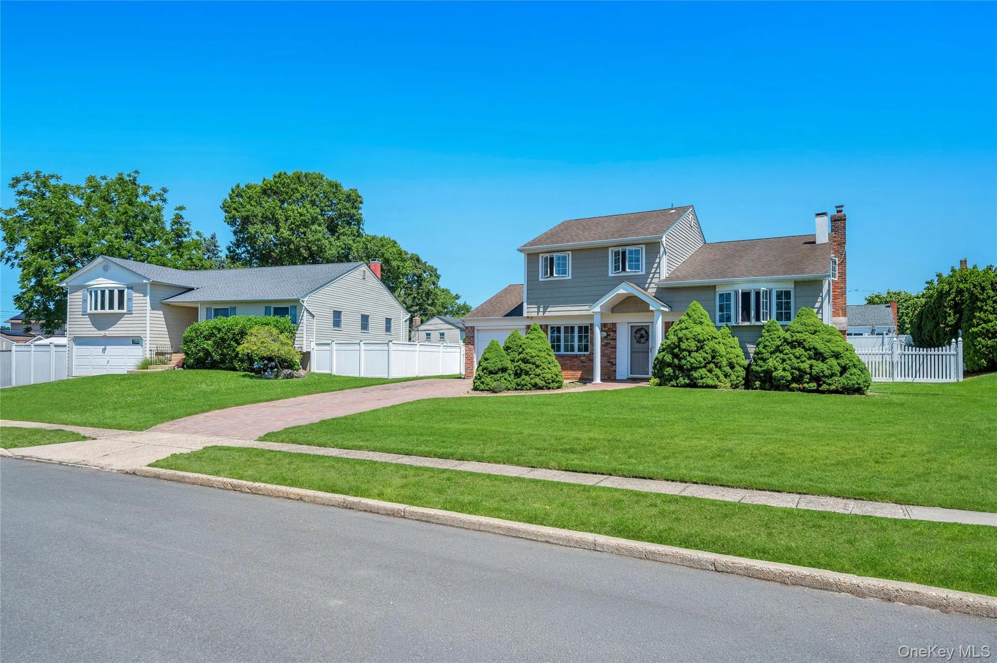 12 Sagebrush Lane, Smithtown, NY, 4 Bedrooms Bedrooms, 8 Rooms Rooms,1 BathroomBathrooms,Residential,For Rent,Sagebrush,0,1027037 12 Sagebrush Lane, Smithtown, NY, 4 Bedrooms Bedrooms, 8 Rooms Rooms,1 BathroomBathrooms,Residential,For Rent,Sagebrush,0,1027037