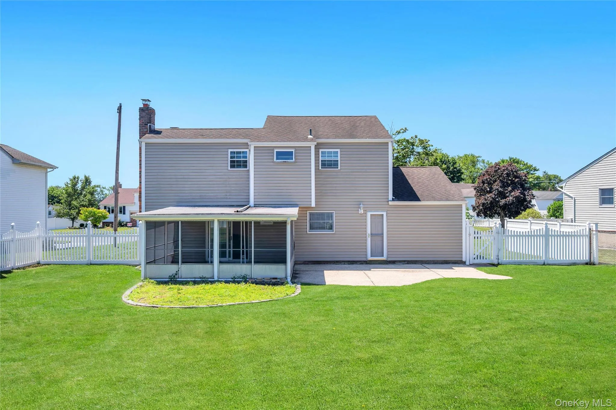 12 Sagebrush Lane, Smithtown, NY, 4 Bedrooms Bedrooms, 8 Rooms Rooms,1 BathroomBathrooms,Residential,For Rent,Sagebrush,0,1027037 12 Sagebrush Lane, Smithtown, NY, 4 Bedrooms Bedrooms, 8 Rooms Rooms,1 BathroomBathrooms,Residential,For Rent,Sagebrush,0,1027037