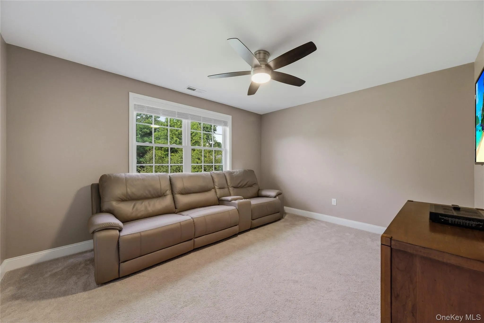 2 Chestnut Street, East Fishkill, NY, 4 Bedrooms Bedrooms, 11 Rooms Rooms,2 BathroomsBathrooms,Residential,For Rent,Chestnut,0,1027044 2 Chestnut Street, East Fishkill, NY, 4 Bedrooms Bedrooms, 11 Rooms Rooms,2 BathroomsBathrooms,Residential,For Rent,Chestnut,0,1027044