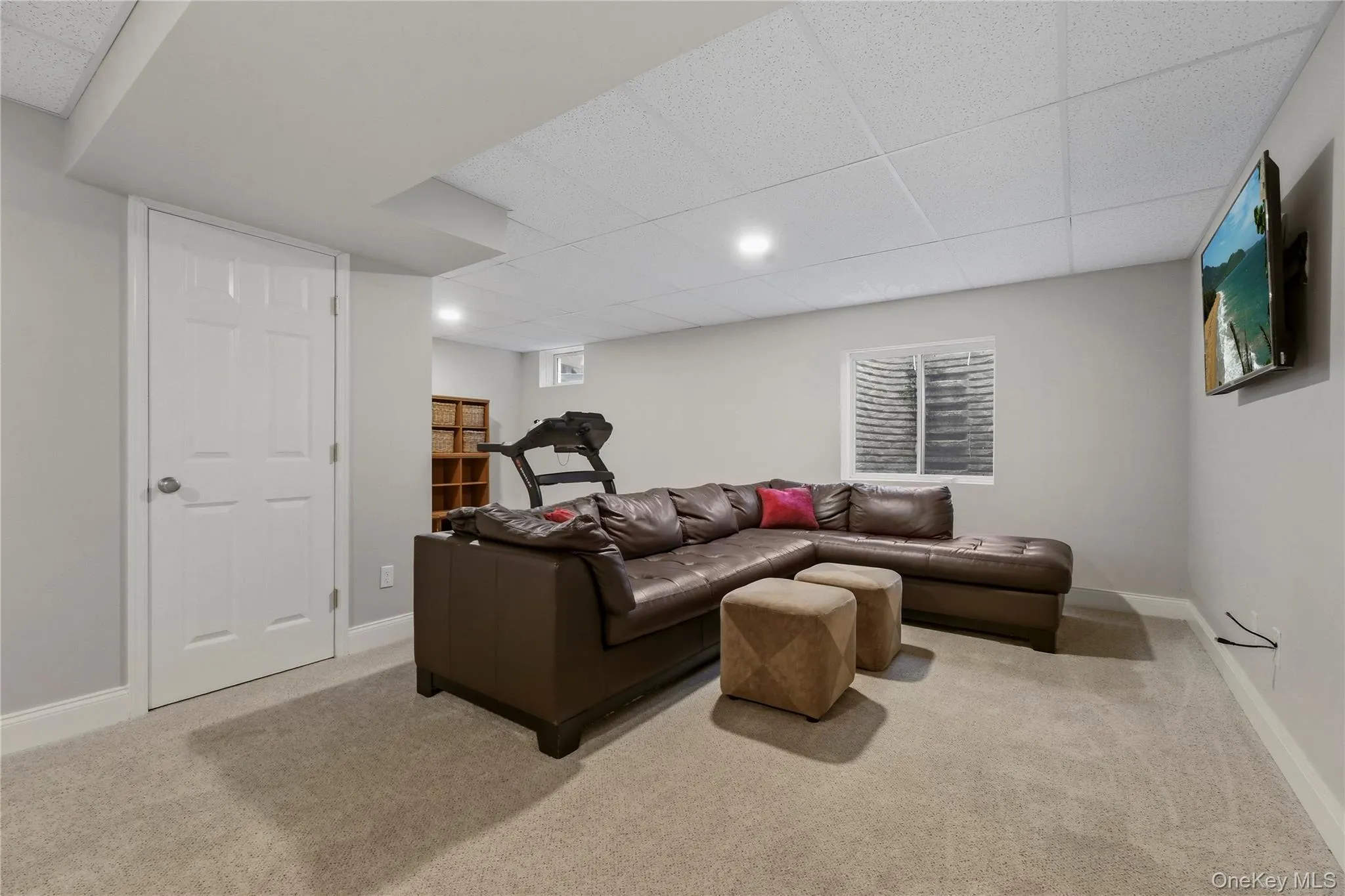 2 Chestnut Street, East Fishkill, NY, 4 Bedrooms Bedrooms, 11 Rooms Rooms,2 BathroomsBathrooms,Residential,For Rent,Chestnut,0,1027044 2 Chestnut Street, East Fishkill, NY, 4 Bedrooms Bedrooms, 11 Rooms Rooms,2 BathroomsBathrooms,Residential,For Rent,Chestnut,0,1027044