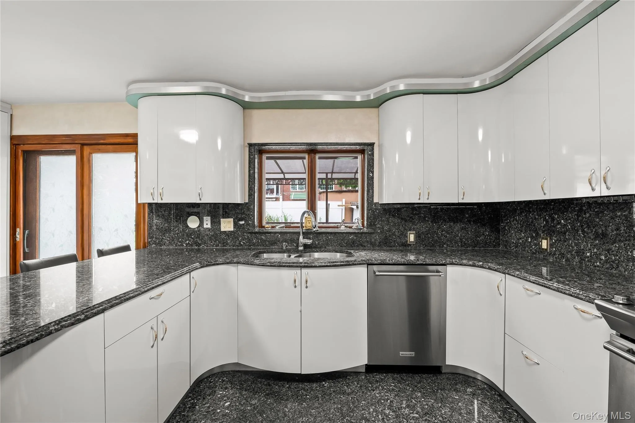 108-42 64th Road, New York, NY, 3 Bedrooms Bedrooms, 7 Rooms Rooms,2 BathroomsBathrooms,Residential,For Rent,64th,0,1027048 108-42 64th Road, New York, NY, 3 Bedrooms Bedrooms, 7 Rooms Rooms,2 BathroomsBathrooms,Residential,For Rent,64th,0,1027048