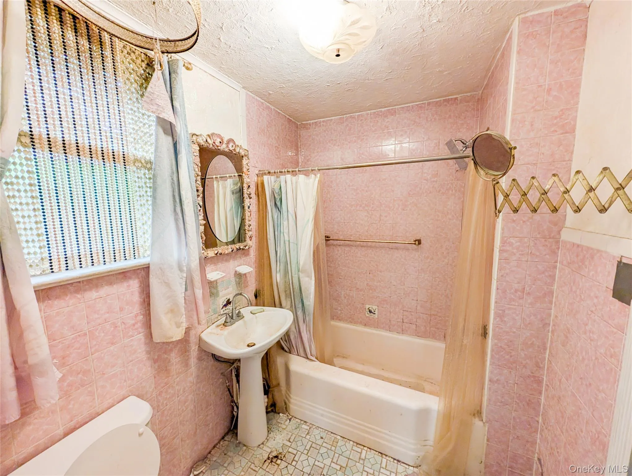 24 Grove Road, Brookhaven, NY, 3 Bedrooms Bedrooms, 5 Rooms Rooms,2 BathroomsBathrooms,Residential,For Rent,Grove,0,1027053 24 Grove Road, Brookhaven, NY, 3 Bedrooms Bedrooms, 5 Rooms Rooms,2 BathroomsBathrooms,Residential,For Rent,Grove,0,1027053