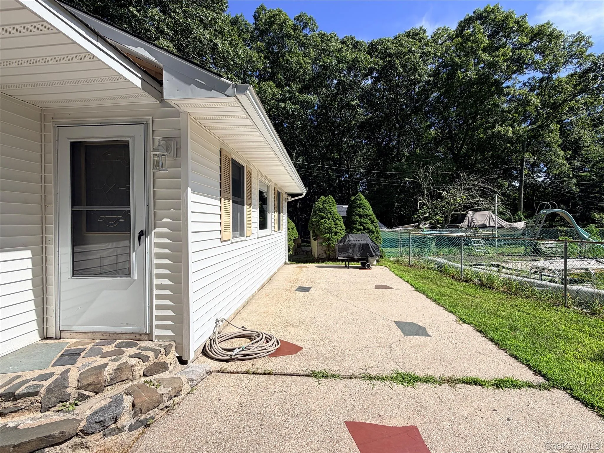 40 Hampton Street, Southampton, NY, 1 Bedroom Bedrooms, 4 Rooms Rooms,1 BathroomBathrooms,Residential Lease,For Rent,Hampton,0,1027059 40 Hampton Street, Southampton, NY, 1 Bedroom Bedrooms, 4 Rooms Rooms,1 BathroomBathrooms,Residential Lease,For Rent,Hampton,0,1027059