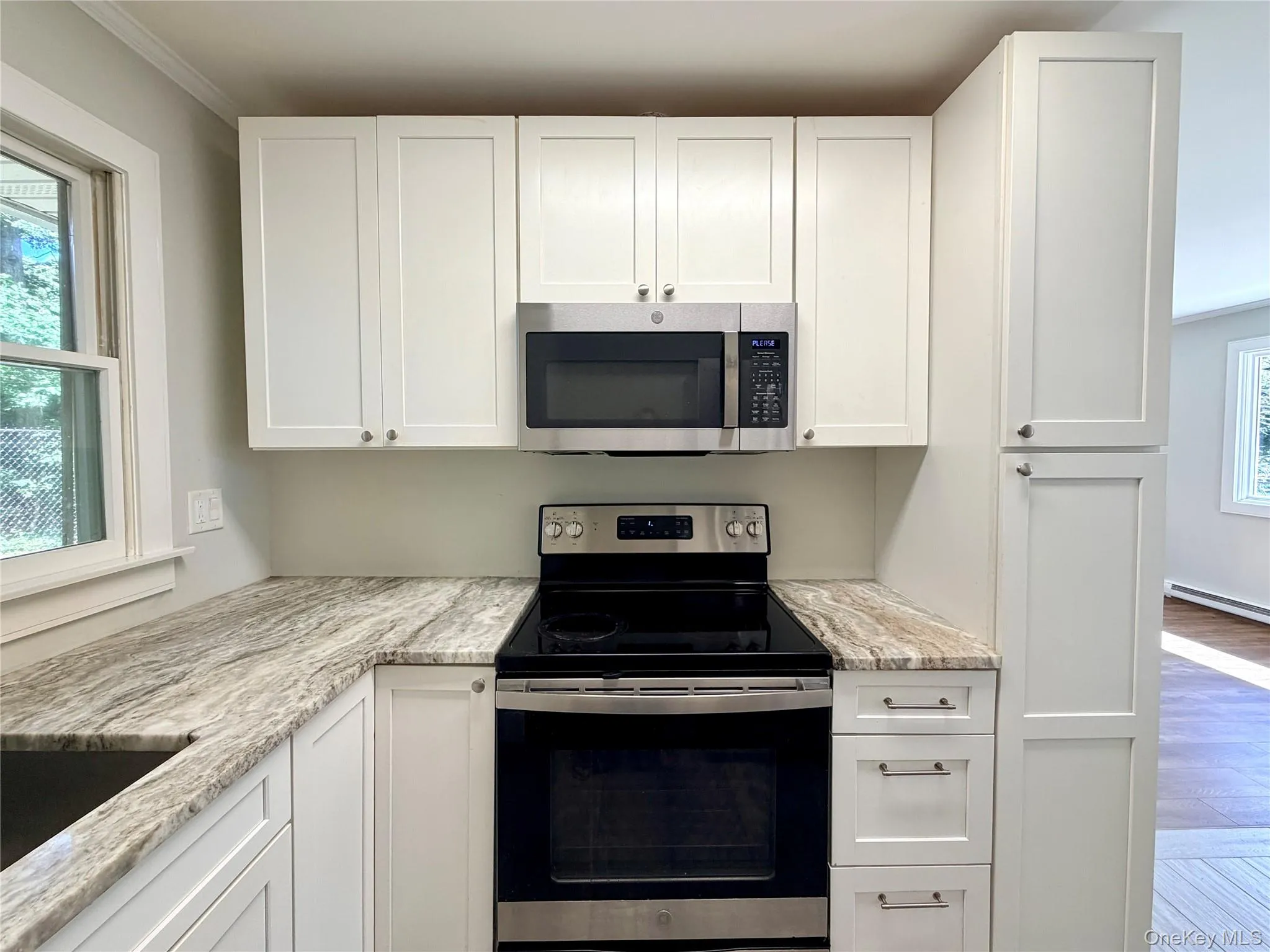 40 Hampton Street, Southampton, NY, 1 Bedroom Bedrooms, 4 Rooms Rooms,1 BathroomBathrooms,Residential Lease,For Rent,Hampton,0,1027059 40 Hampton Street, Southampton, NY, 1 Bedroom Bedrooms, 4 Rooms Rooms,1 BathroomBathrooms,Residential Lease,For Rent,Hampton,0,1027059