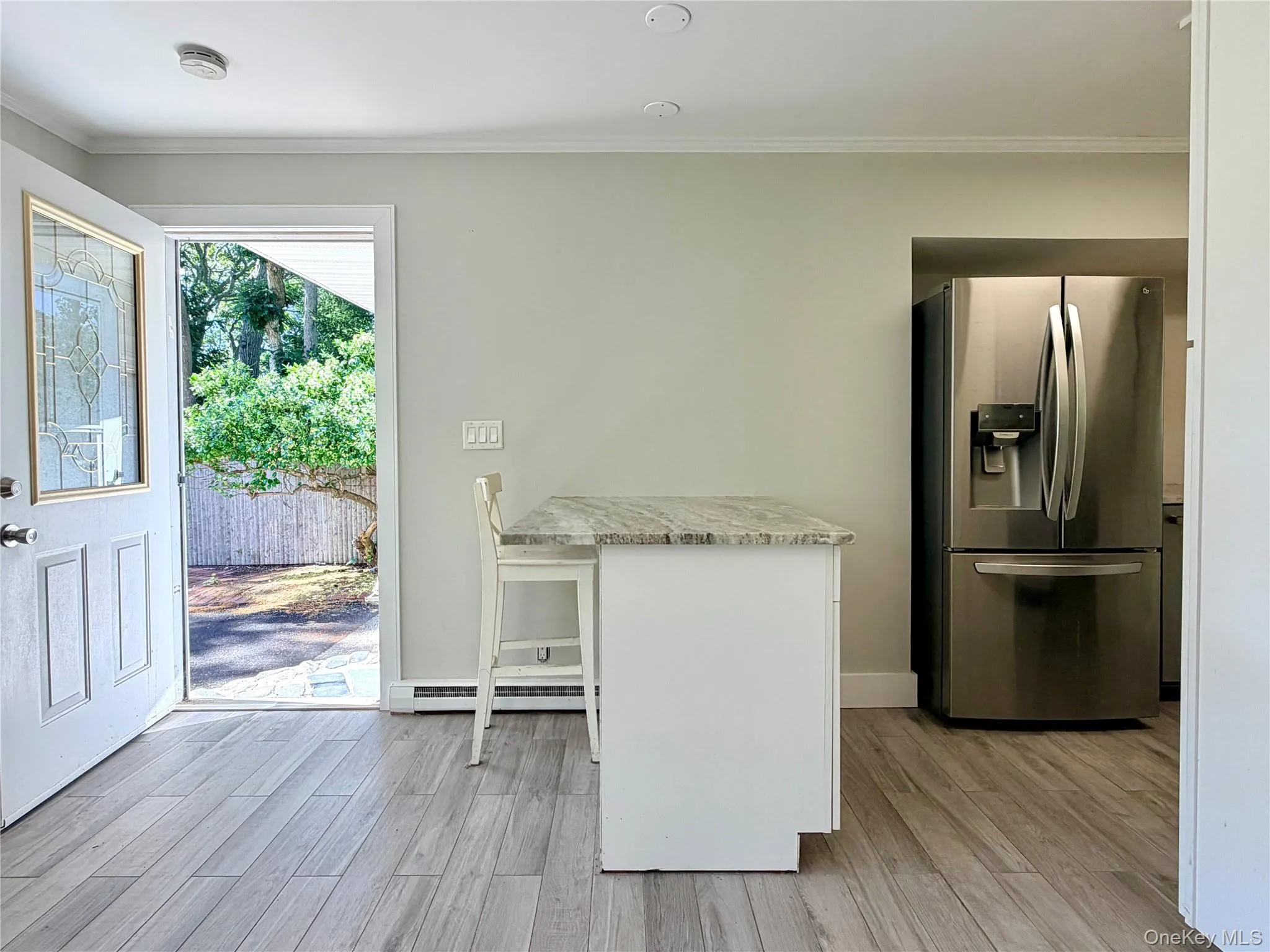 40 Hampton Street, Southampton, NY, 1 Bedroom Bedrooms, 4 Rooms Rooms,1 BathroomBathrooms,Residential Lease,For Rent,Hampton,0,1027059 40 Hampton Street, Southampton, NY, 1 Bedroom Bedrooms, 4 Rooms Rooms,1 BathroomBathrooms,Residential Lease,For Rent,Hampton,0,1027059
