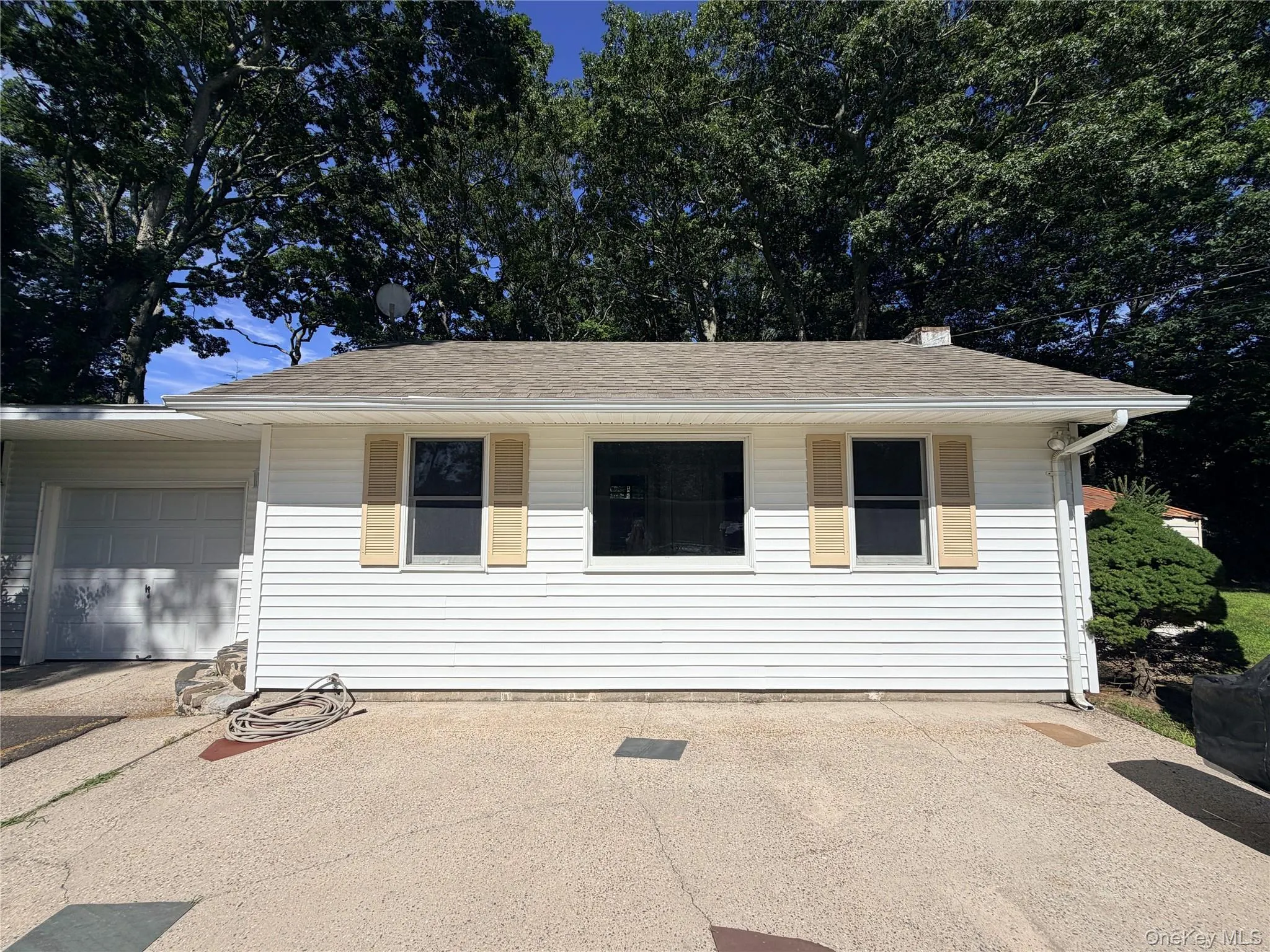 40 Hampton Street, Southampton, NY, 1 Bedroom Bedrooms, 4 Rooms Rooms,1 BathroomBathrooms,Residential Lease,For Rent,Hampton,0,1027059 40 Hampton Street, Southampton, NY, 1 Bedroom Bedrooms, 4 Rooms Rooms,1 BathroomBathrooms,Residential Lease,For Rent,Hampton,0,1027059