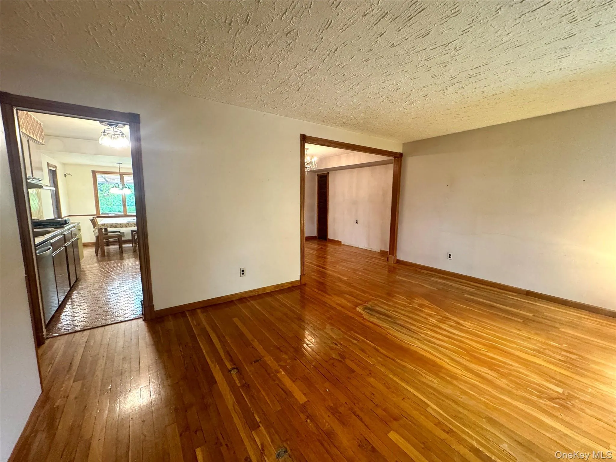 28 Euclid Avenue, Huntington, NY, 3 Bedrooms Bedrooms, 6 Rooms Rooms,2 BathroomsBathrooms,Residential,For Rent,Euclid,0,1027062 28 Euclid Avenue, Huntington, NY, 3 Bedrooms Bedrooms, 6 Rooms Rooms,2 BathroomsBathrooms,Residential,For Rent,Euclid,0,1027062