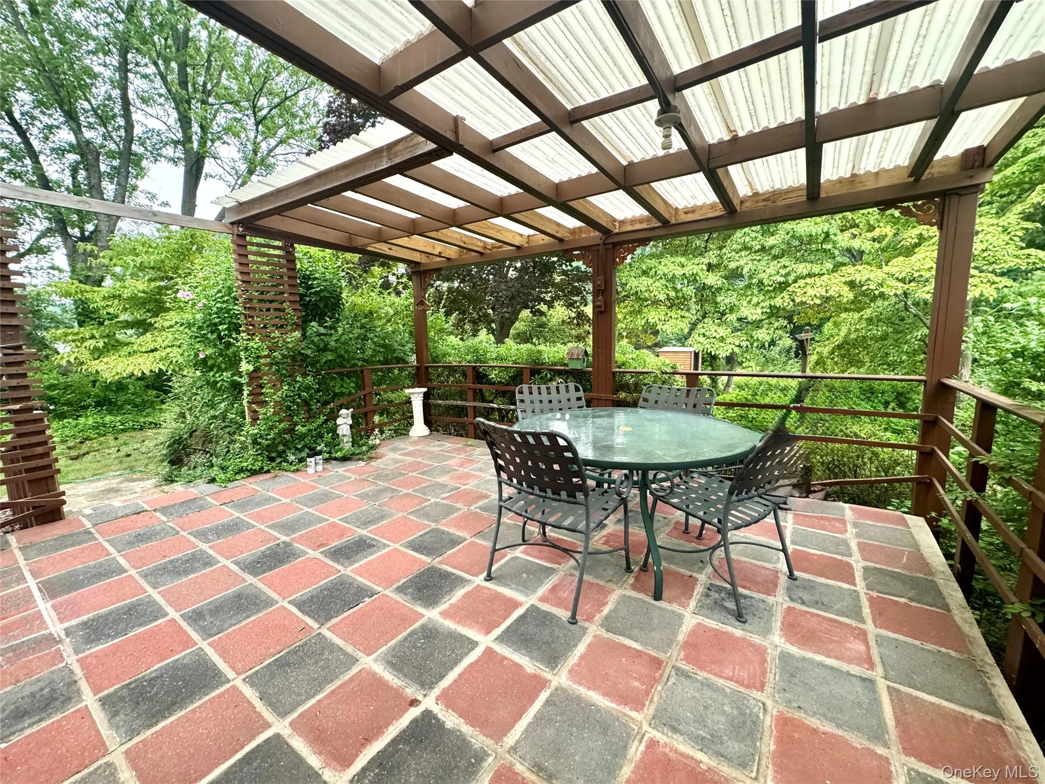 28 Euclid Avenue, Huntington, NY, 3 Bedrooms Bedrooms, 6 Rooms Rooms,2 BathroomsBathrooms,Residential,For Rent,Euclid,0,1027062 28 Euclid Avenue, Huntington, NY, 3 Bedrooms Bedrooms, 6 Rooms Rooms,2 BathroomsBathrooms,Residential,For Rent,Euclid,0,1027062