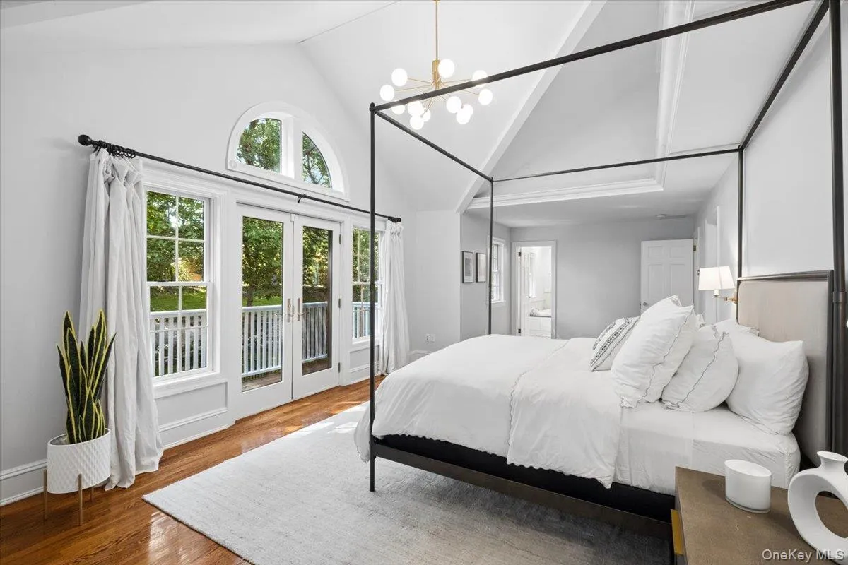 8 Lyons Place, Mamaroneck, NY, 4 Bedrooms Bedrooms, 8 Rooms Rooms,3 BathroomsBathrooms,Residential,For Rent,Lyons,0,1027067 8 Lyons Place, Mamaroneck, NY, 4 Bedrooms Bedrooms, 8 Rooms Rooms,3 BathroomsBathrooms,Residential,For Rent,Lyons,0,1027067