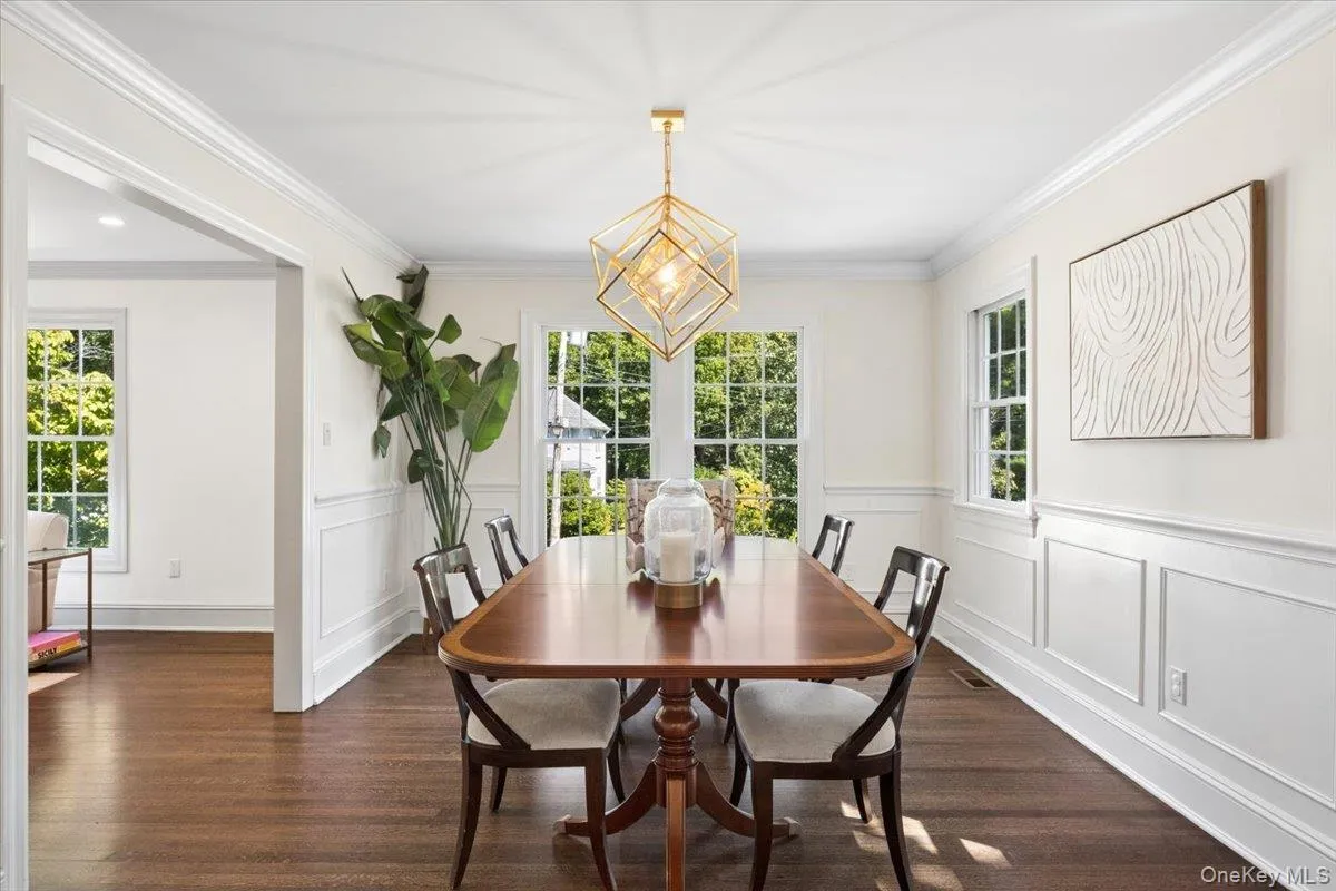 8 Lyons Place, Mamaroneck, NY, 4 Bedrooms Bedrooms, 8 Rooms Rooms,3 BathroomsBathrooms,Residential,For Rent,Lyons,0,1027067 8 Lyons Place, Mamaroneck, NY, 4 Bedrooms Bedrooms, 8 Rooms Rooms,3 BathroomsBathrooms,Residential,For Rent,Lyons,0,1027067