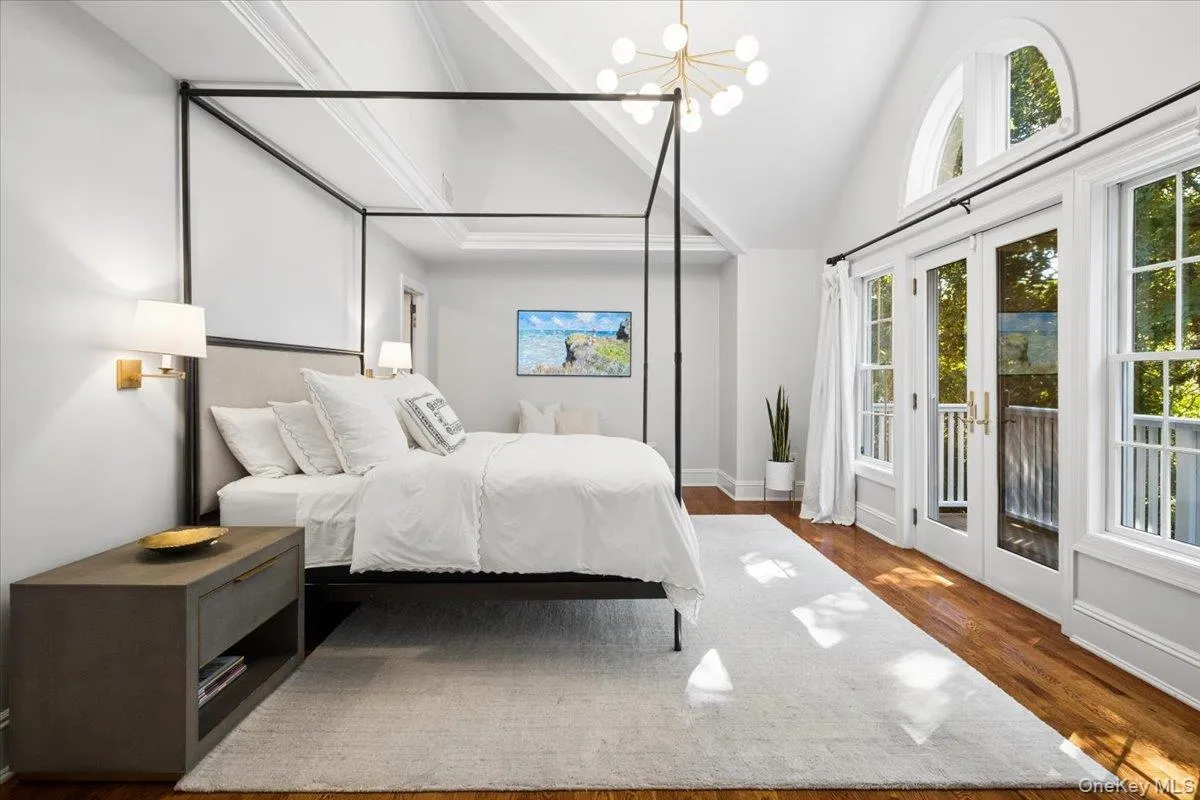 8 Lyons Place, Mamaroneck, NY, 4 Bedrooms Bedrooms, 8 Rooms Rooms,3 BathroomsBathrooms,Residential,For Rent,Lyons,0,1027067 8 Lyons Place, Mamaroneck, NY, 4 Bedrooms Bedrooms, 8 Rooms Rooms,3 BathroomsBathrooms,Residential,For Rent,Lyons,0,1027067