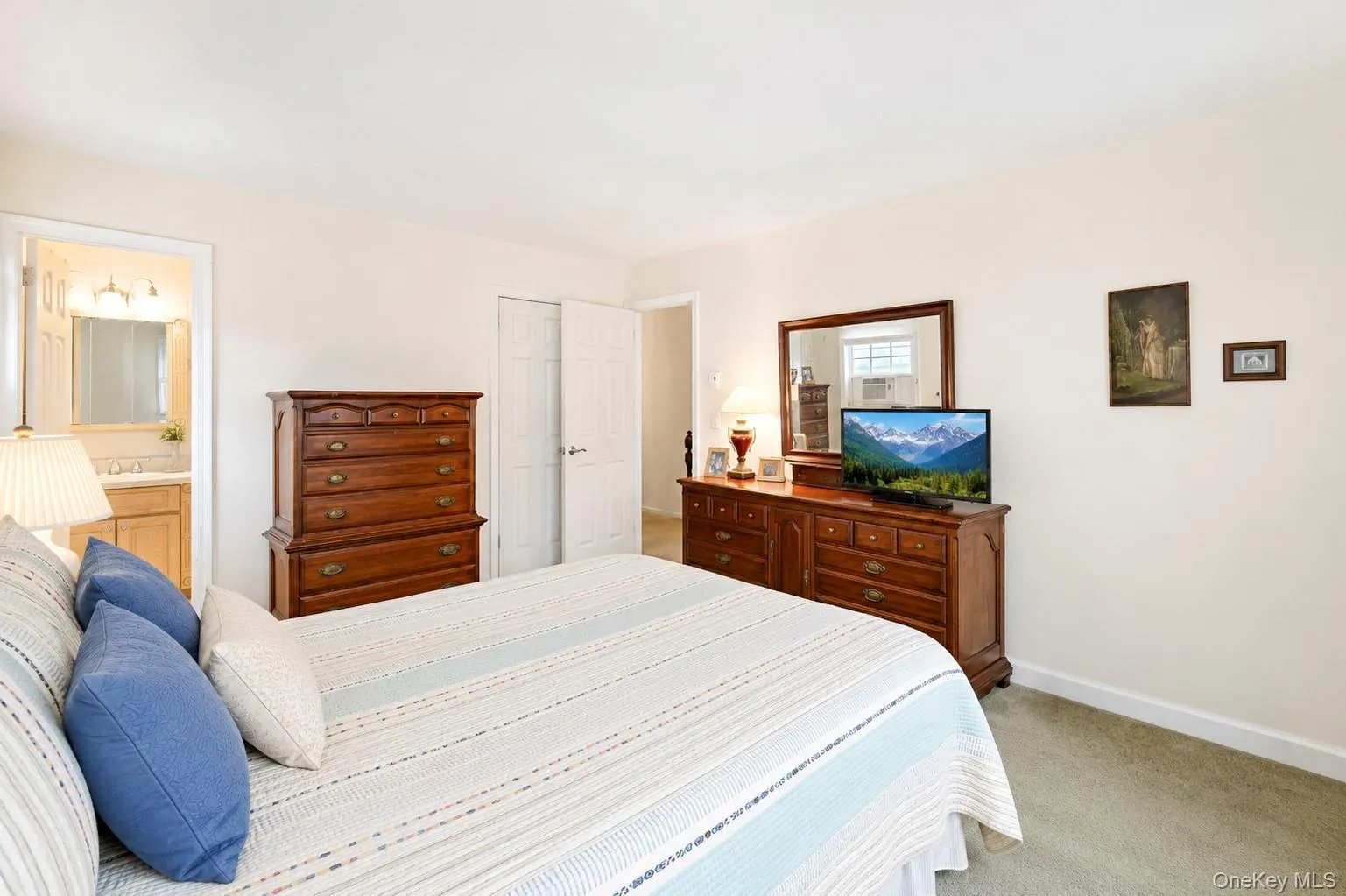 35 Sanford Street, Huntington, NY, 4 Bedrooms Bedrooms, 8 Rooms Rooms,2 BathroomsBathrooms,Residential,For Rent,Sanford,0,1027068 35 Sanford Street, Huntington, NY, 4 Bedrooms Bedrooms, 8 Rooms Rooms,2 BathroomsBathrooms,Residential,For Rent,Sanford,0,1027068