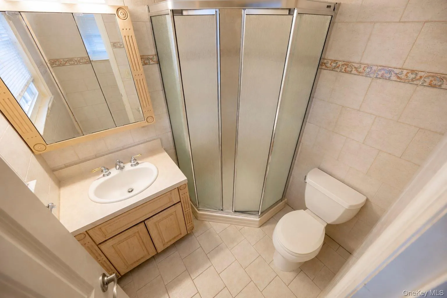 35 Sanford Street, Huntington, NY, 4 Bedrooms Bedrooms, 8 Rooms Rooms,2 BathroomsBathrooms,Residential,For Rent,Sanford,0,1027068 35 Sanford Street, Huntington, NY, 4 Bedrooms Bedrooms, 8 Rooms Rooms,2 BathroomsBathrooms,Residential,For Rent,Sanford,0,1027068