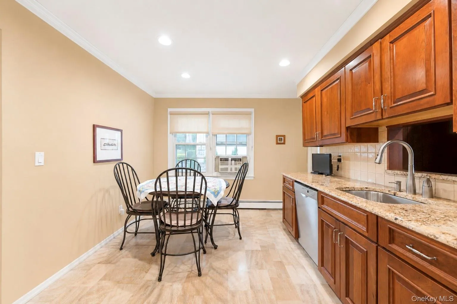 35 Sanford Street, Huntington, NY, 4 Bedrooms Bedrooms, 8 Rooms Rooms,2 BathroomsBathrooms,Residential,For Rent,Sanford,0,1027068 35 Sanford Street, Huntington, NY, 4 Bedrooms Bedrooms, 8 Rooms Rooms,2 BathroomsBathrooms,Residential,For Rent,Sanford,0,1027068