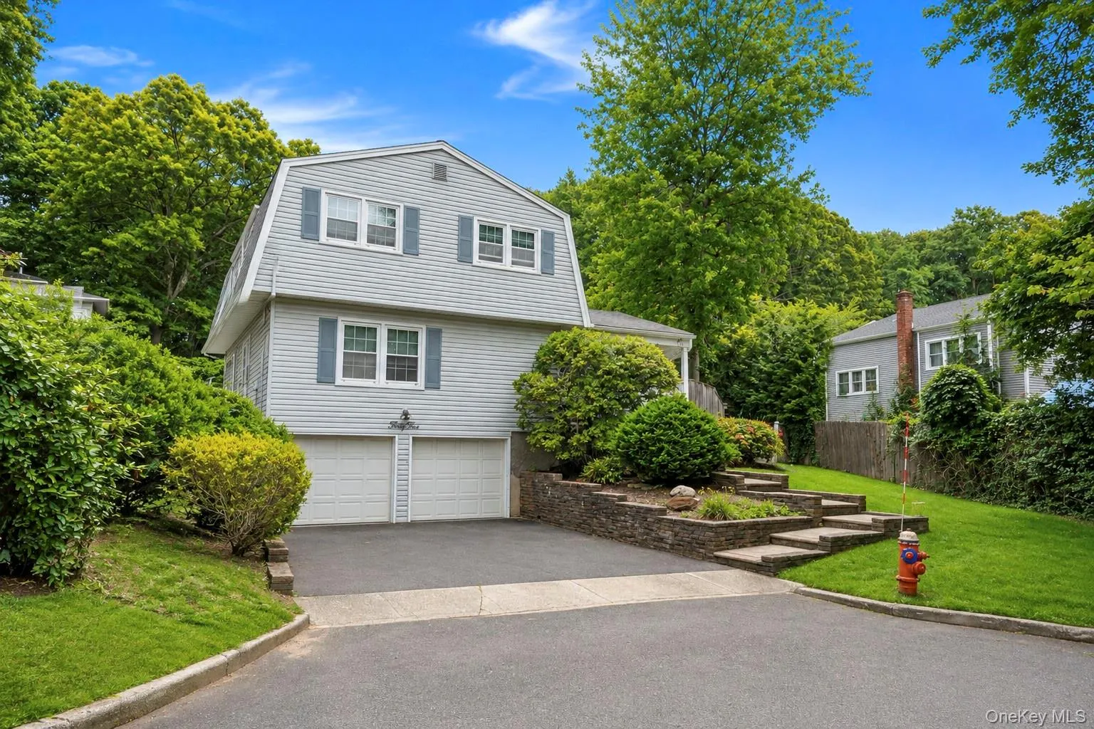 35 Sanford Street, Huntington, NY, 4 Bedrooms Bedrooms, 8 Rooms Rooms,2 BathroomsBathrooms,Residential,For Rent,Sanford,0,1027068 35 Sanford Street, Huntington, NY, 4 Bedrooms Bedrooms, 8 Rooms Rooms,2 BathroomsBathrooms,Residential,For Rent,Sanford,0,1027068