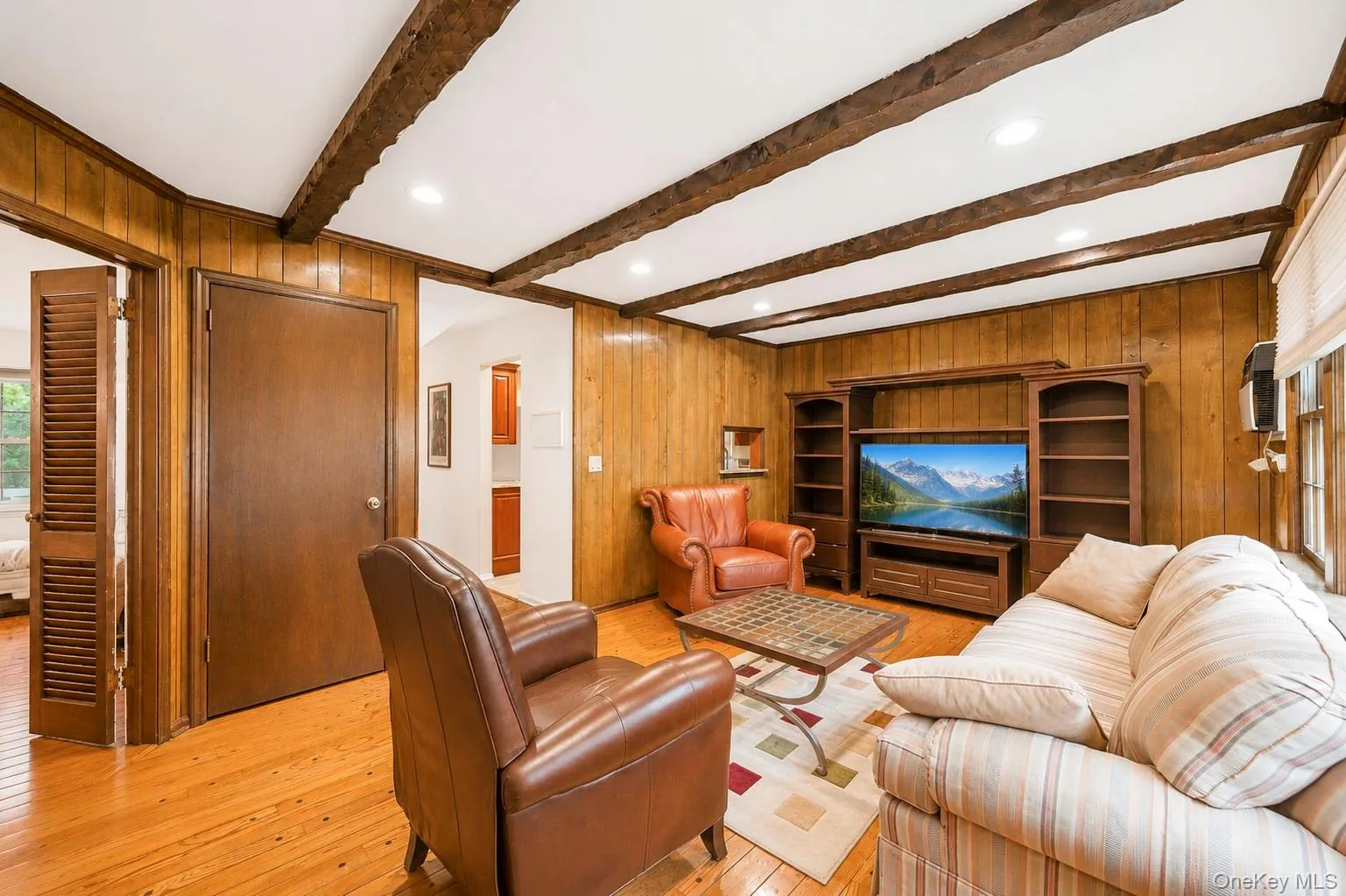 35 Sanford Street, Huntington, NY, 4 Bedrooms Bedrooms, 8 Rooms Rooms,2 BathroomsBathrooms,Residential,For Rent,Sanford,0,1027068 35 Sanford Street, Huntington, NY, 4 Bedrooms Bedrooms, 8 Rooms Rooms,2 BathroomsBathrooms,Residential,For Rent,Sanford,0,1027068